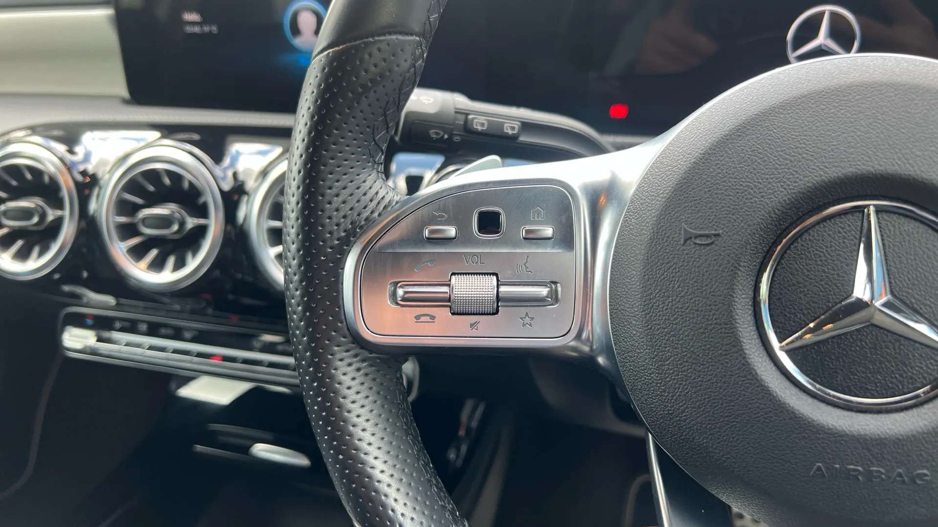 2022 MERCEDES-BENZ A CLASS 2022 MERCEDES-BENZ A CLASS