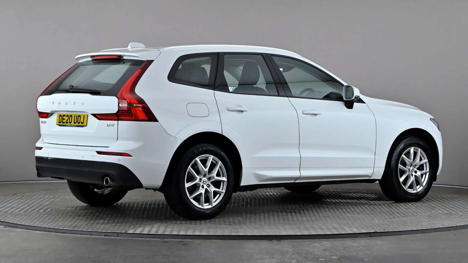 2020 VOLVO XC60 2020 VOLVO XC60