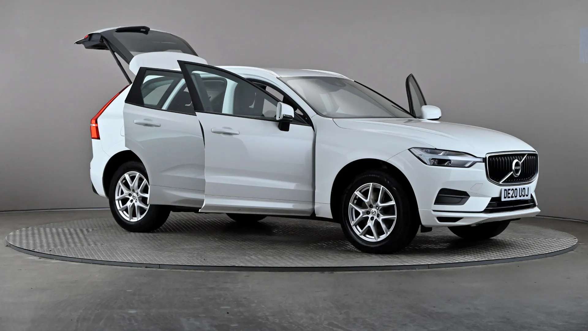 2020 VOLVO XC60 2020 VOLVO XC60