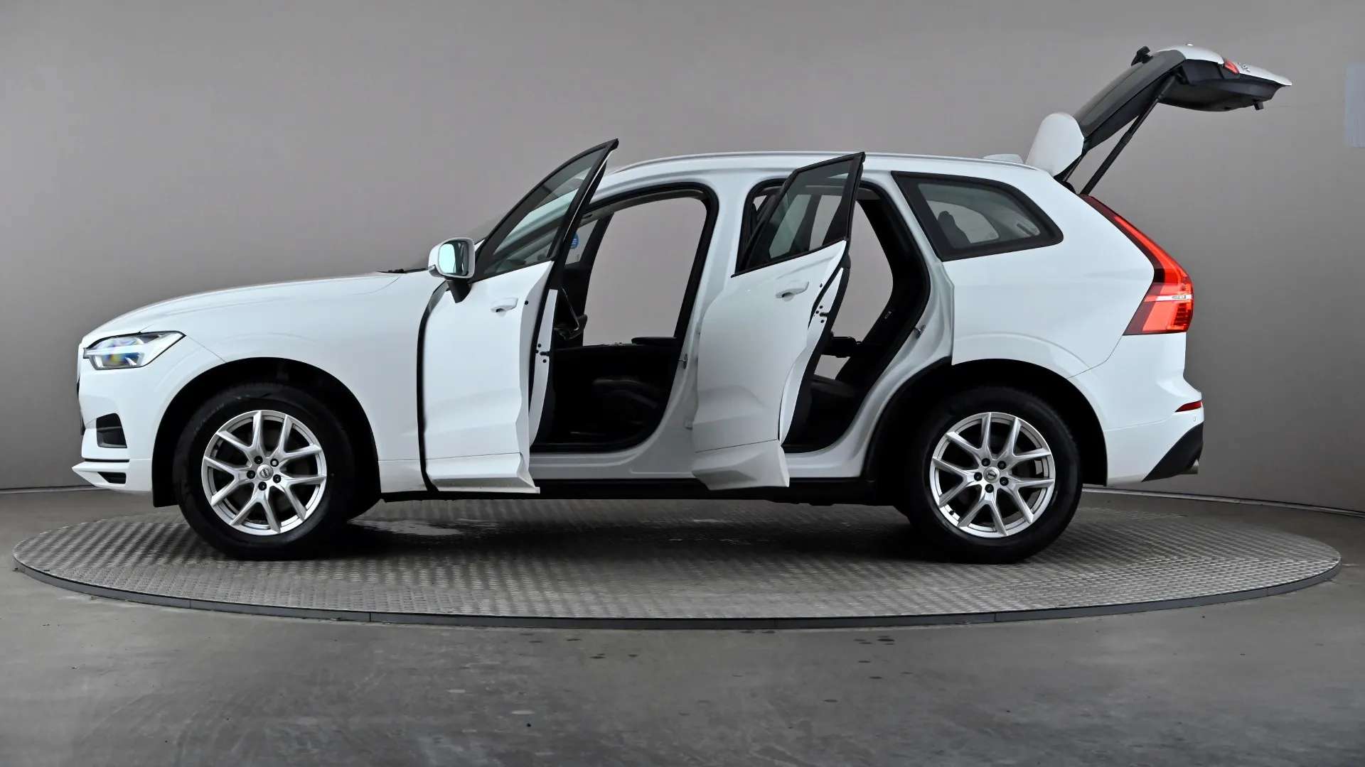 2020 VOLVO XC60 2020 VOLVO XC60