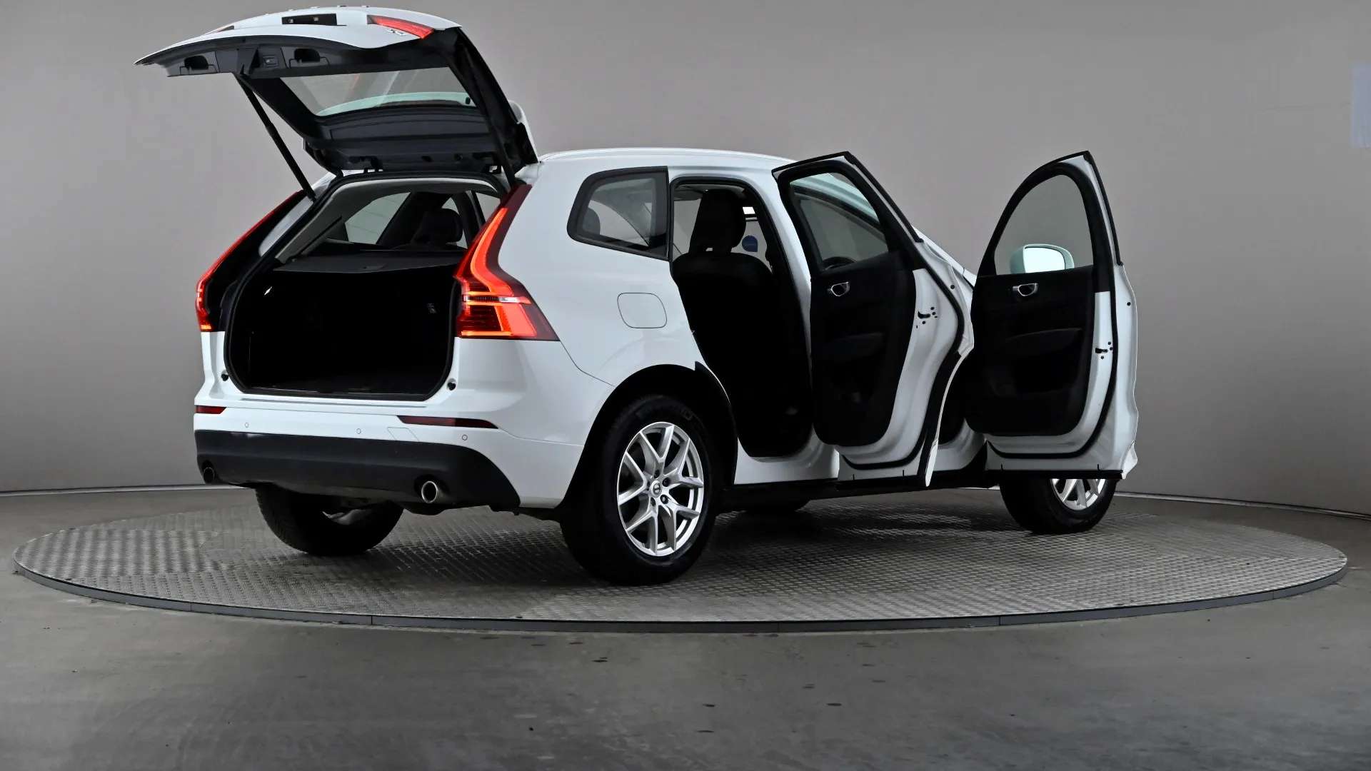 2020 VOLVO XC60 2020 VOLVO XC60