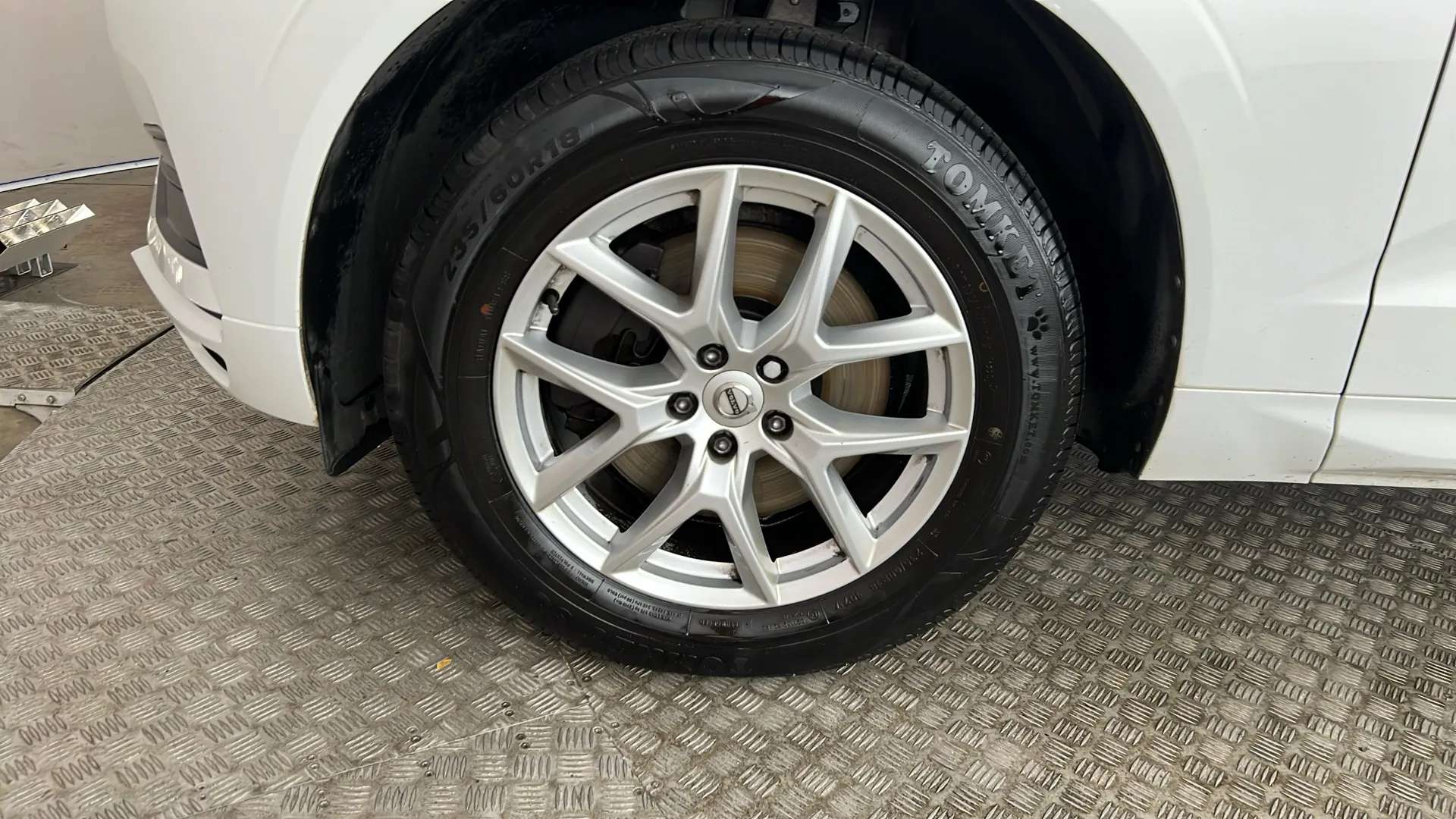 2020 VOLVO XC60 2020 VOLVO XC60