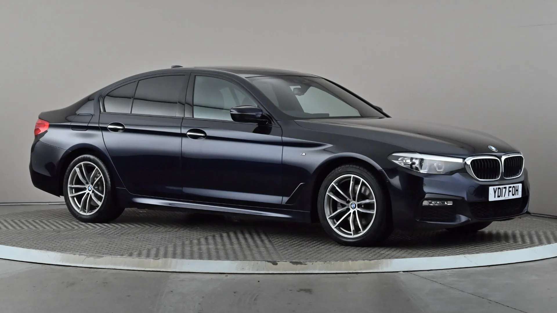 A 2017 BMW 5 SERIES 520d xDrive M Sport Auto A 2017 BMW 5 SERIES 520d xDrive M Sport Auto