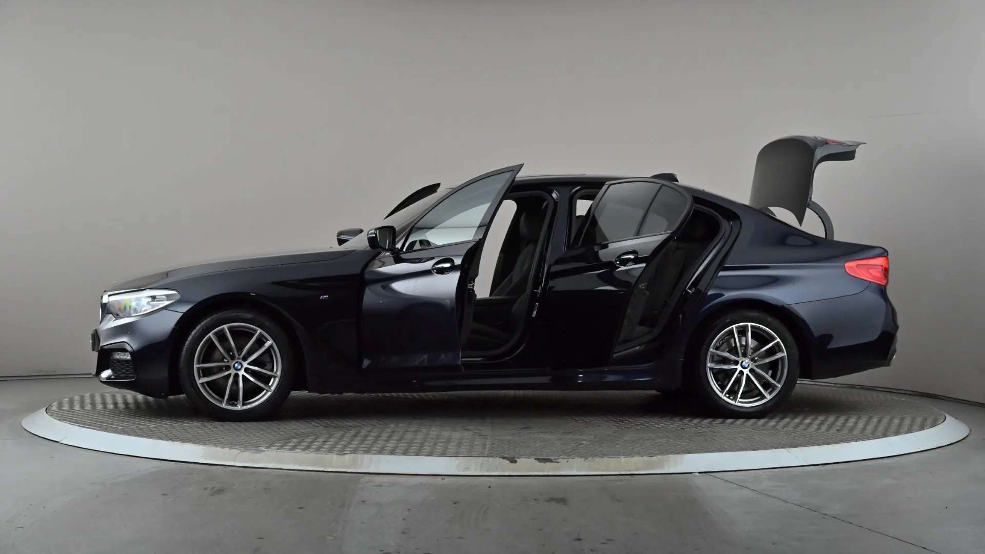 2017 BMW 5 SERIES 2017 BMW 5 SERIES