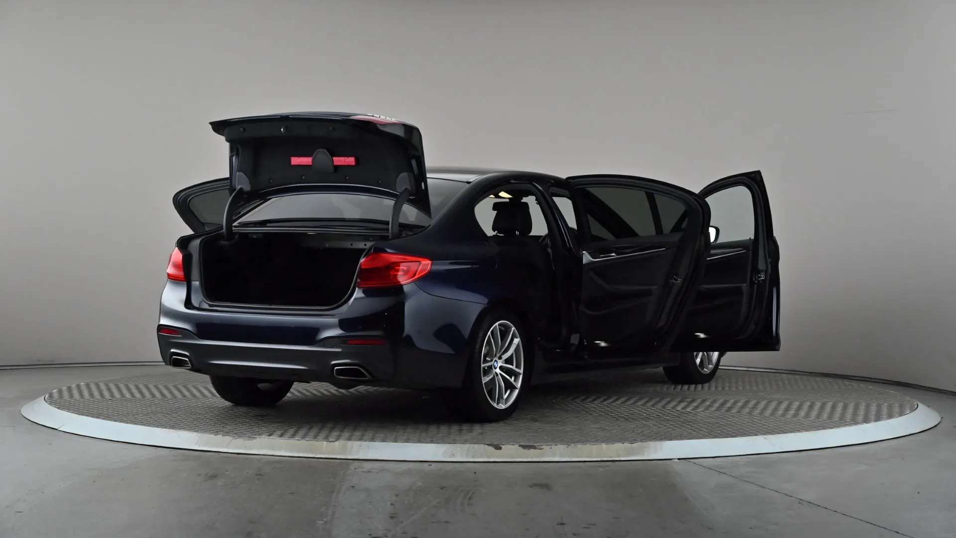 2017 BMW 5 SERIES 2017 BMW 5 SERIES