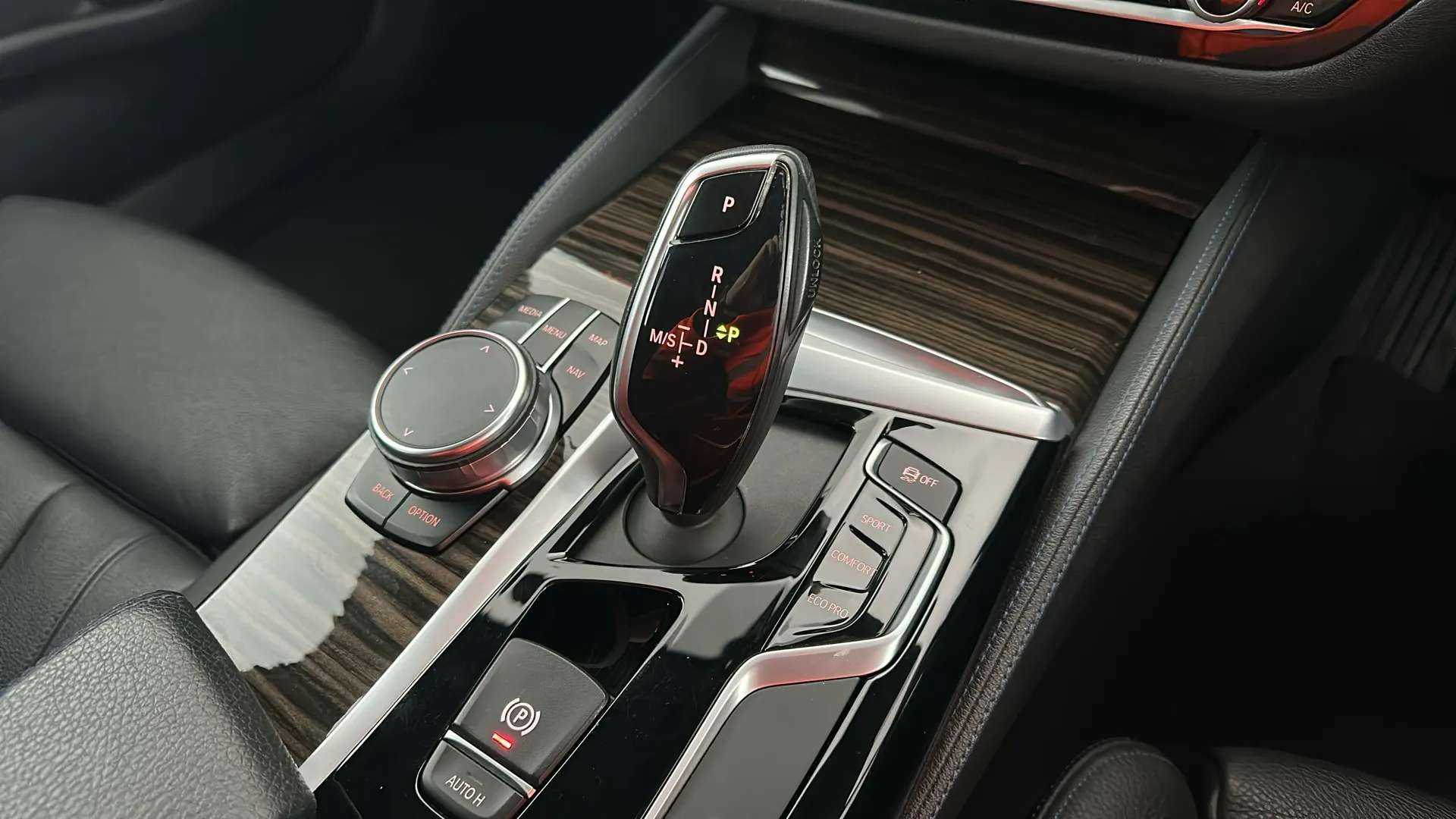 2017 BMW 5 SERIES 2017 BMW 5 SERIES
