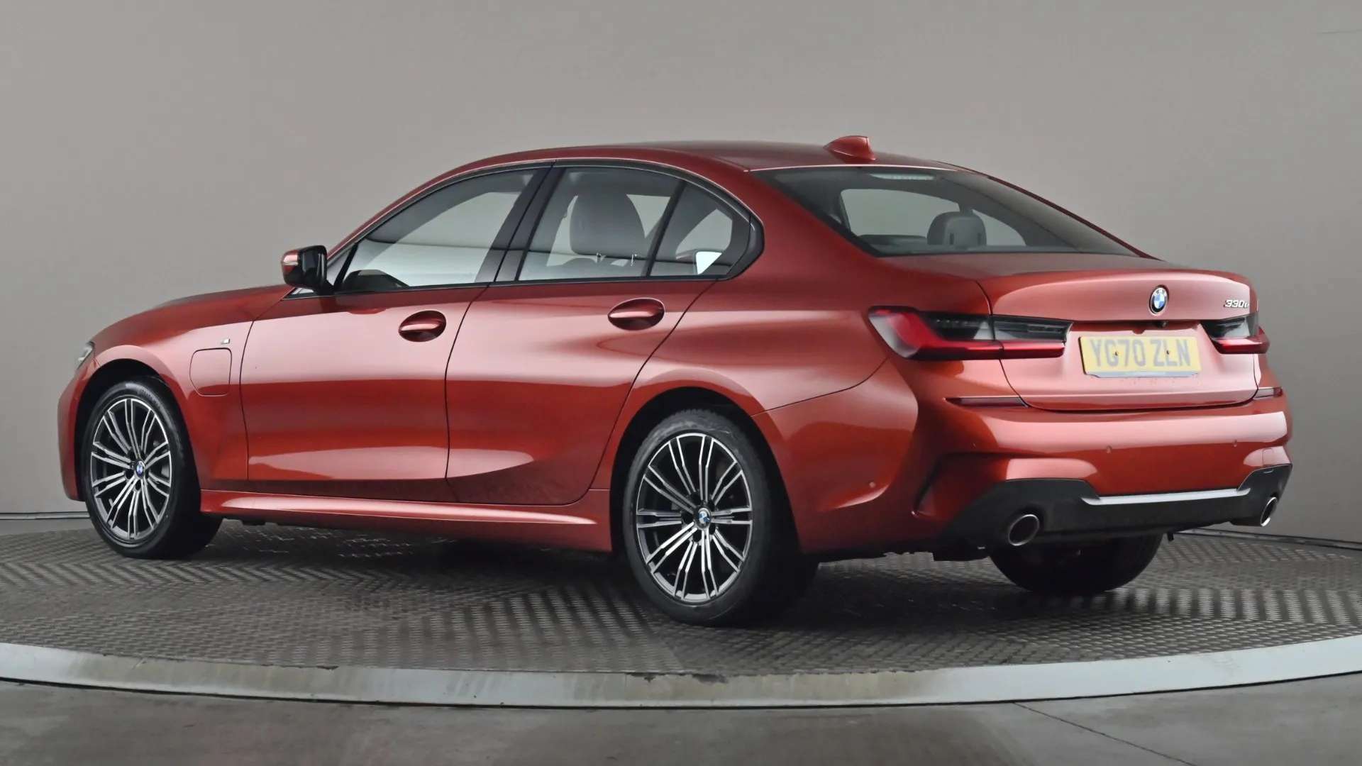 A 2020 BMW 3 SERIES 330e M Sport Auto A 2020 BMW 3 SERIES 330e M Sport Auto