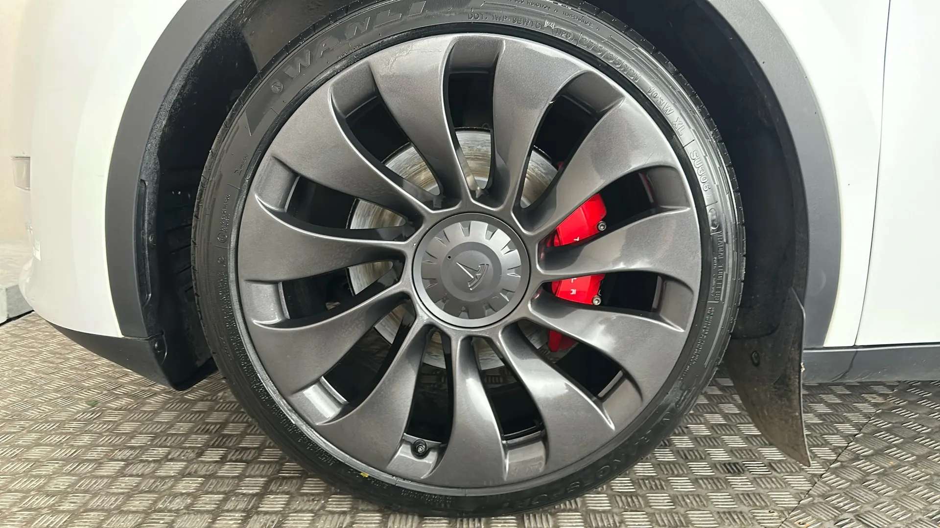 2023 TESLA MODEL Y 2023 TESLA MODEL Y