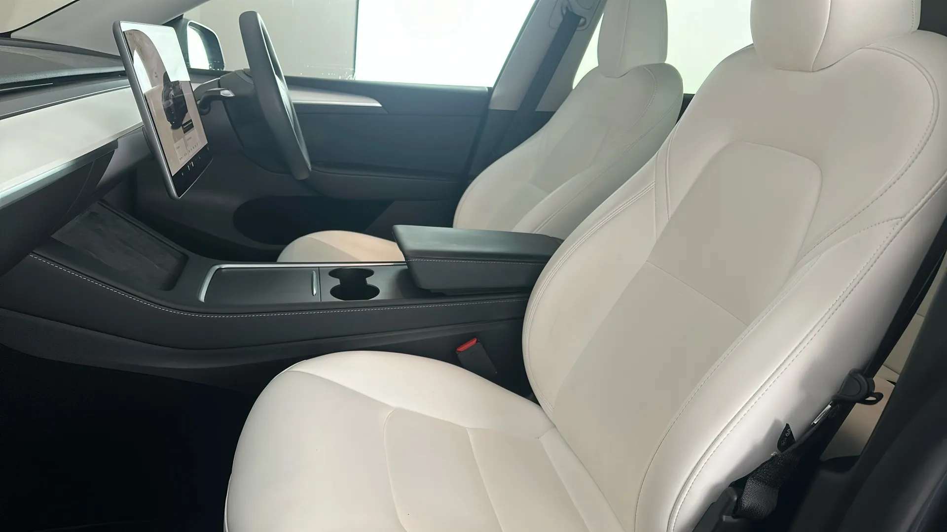 2023 TESLA MODEL Y 2023 TESLA MODEL Y