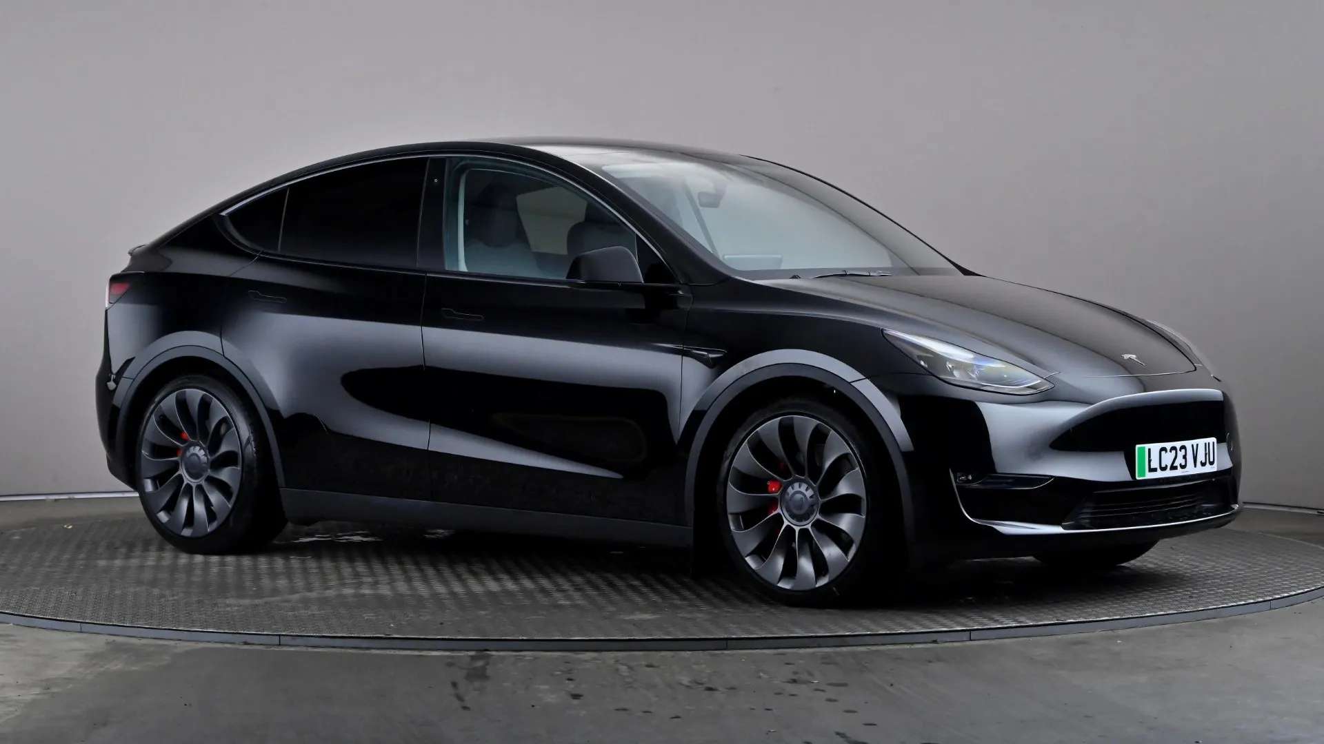 A 2023 TESLA MODEL Y Performance AWD Auto A 2023 TESLA MODEL Y Performance AWD Auto