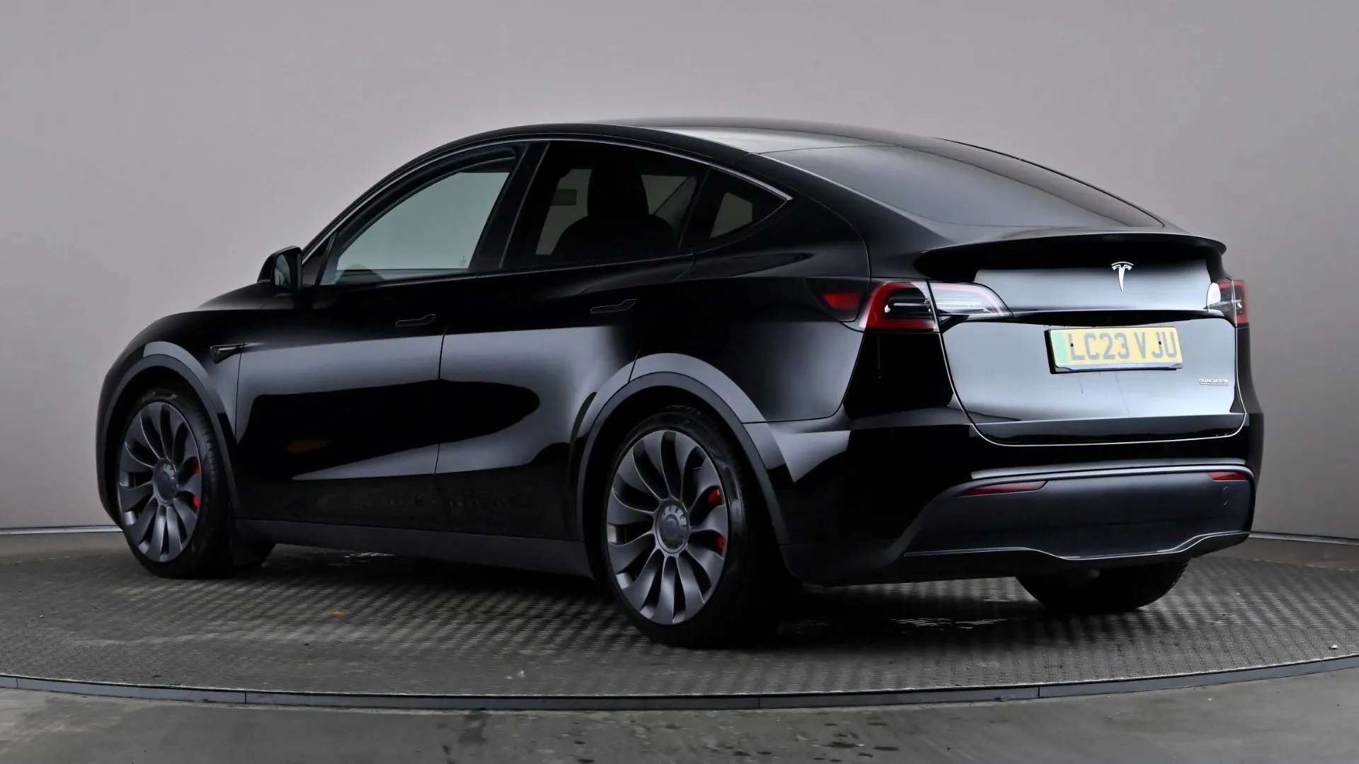A 2023 TESLA MODEL Y Performance AWD Auto A 2023 TESLA MODEL Y Performance AWD Auto