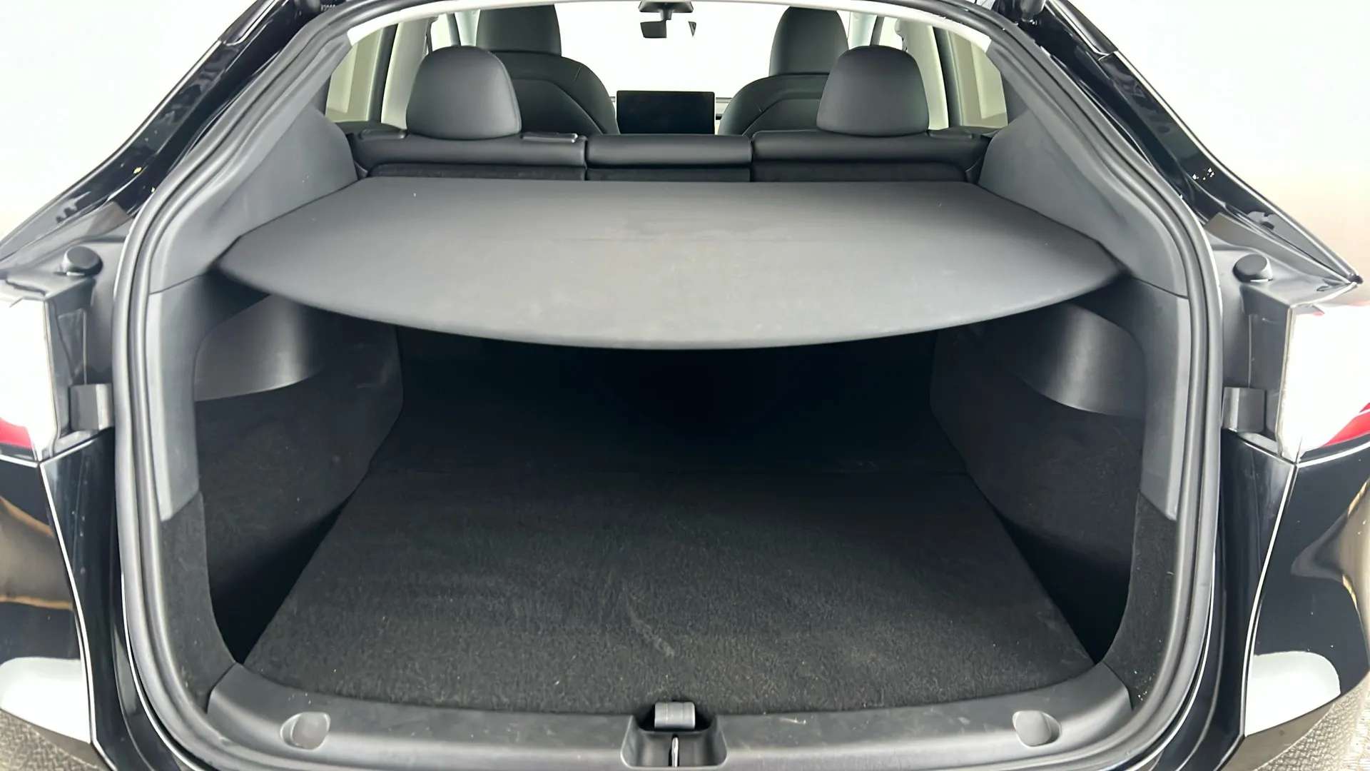 2023 TESLA MODEL Y 2023 TESLA MODEL Y