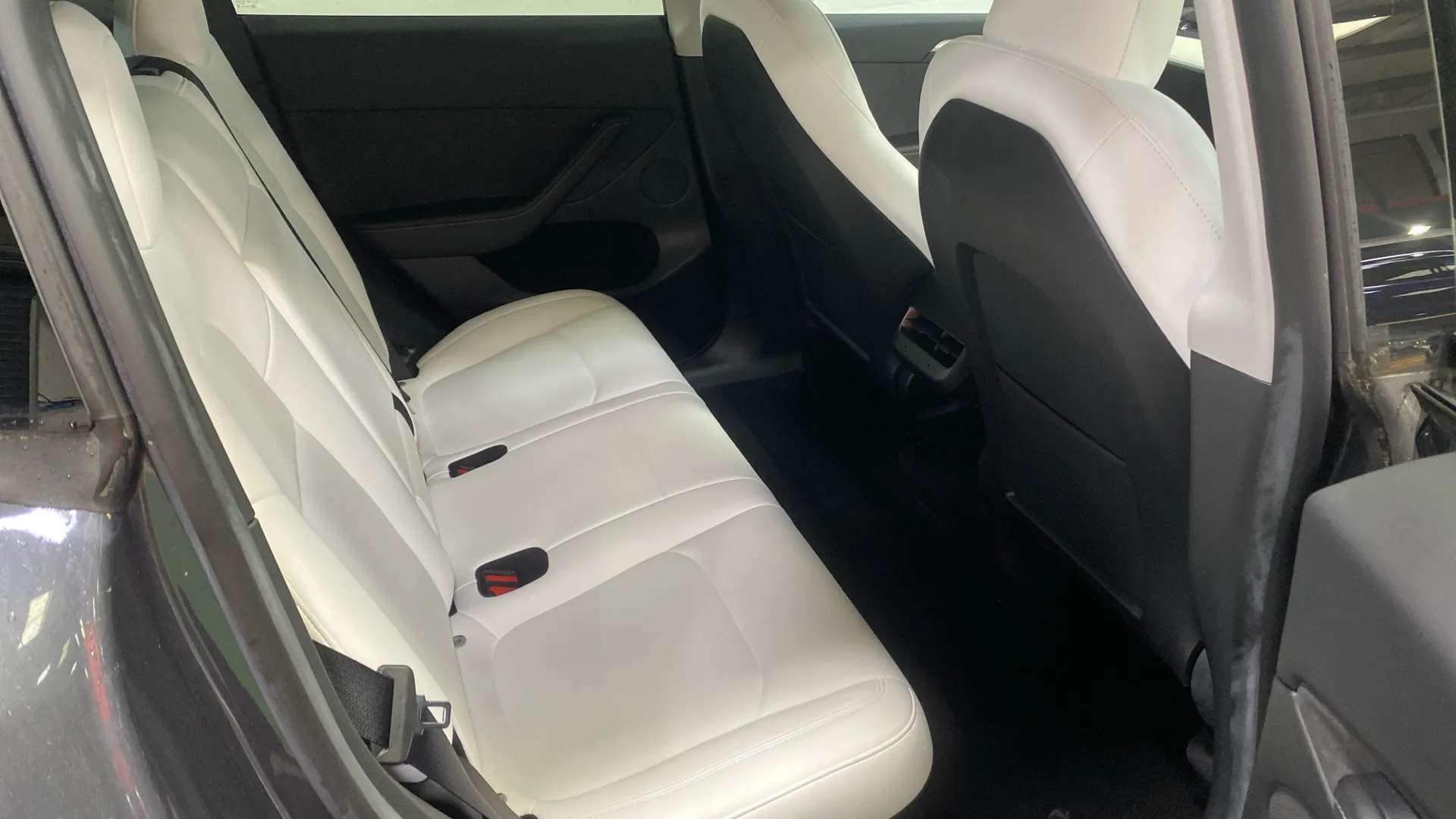 2023 TESLA MODEL Y 2023 TESLA MODEL Y