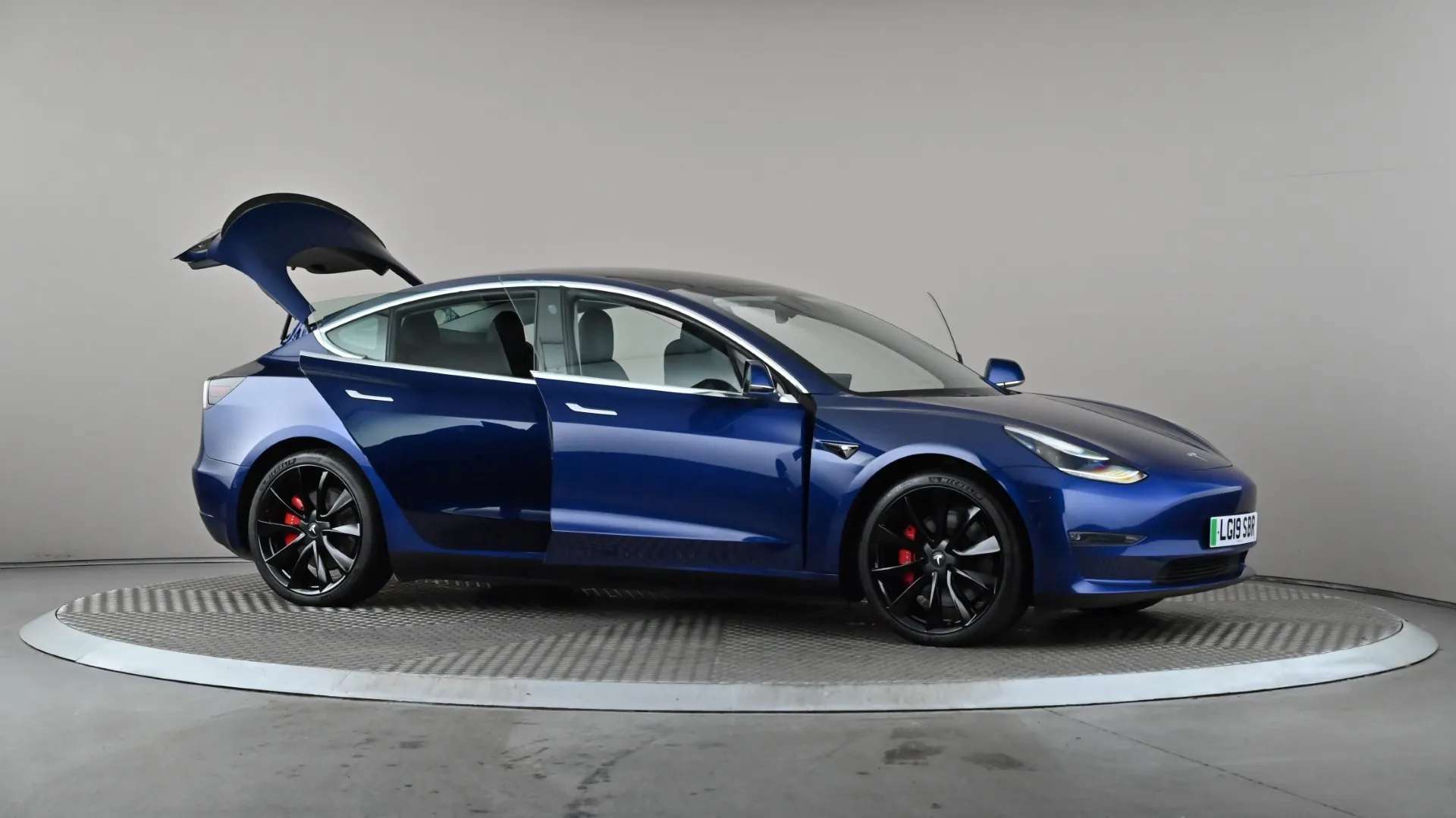 2019 TESLA MODEL 3 2019 TESLA MODEL 3