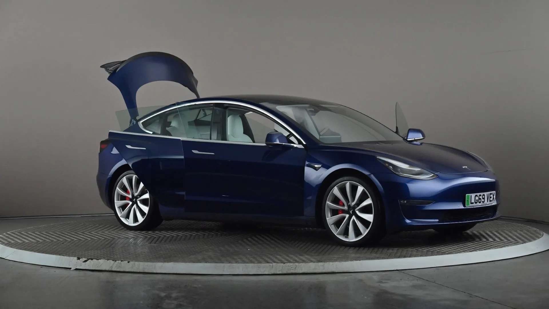 2019 TESLA MODEL 3 2019 TESLA MODEL 3