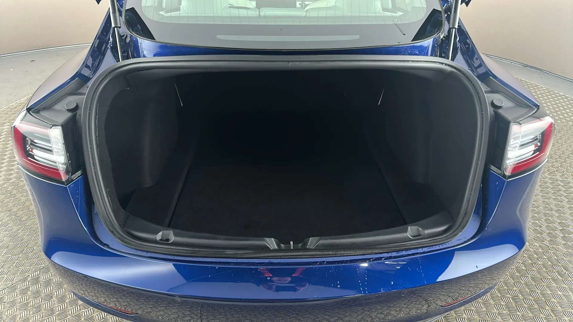 2019 TESLA MODEL 3 2019 TESLA MODEL 3
