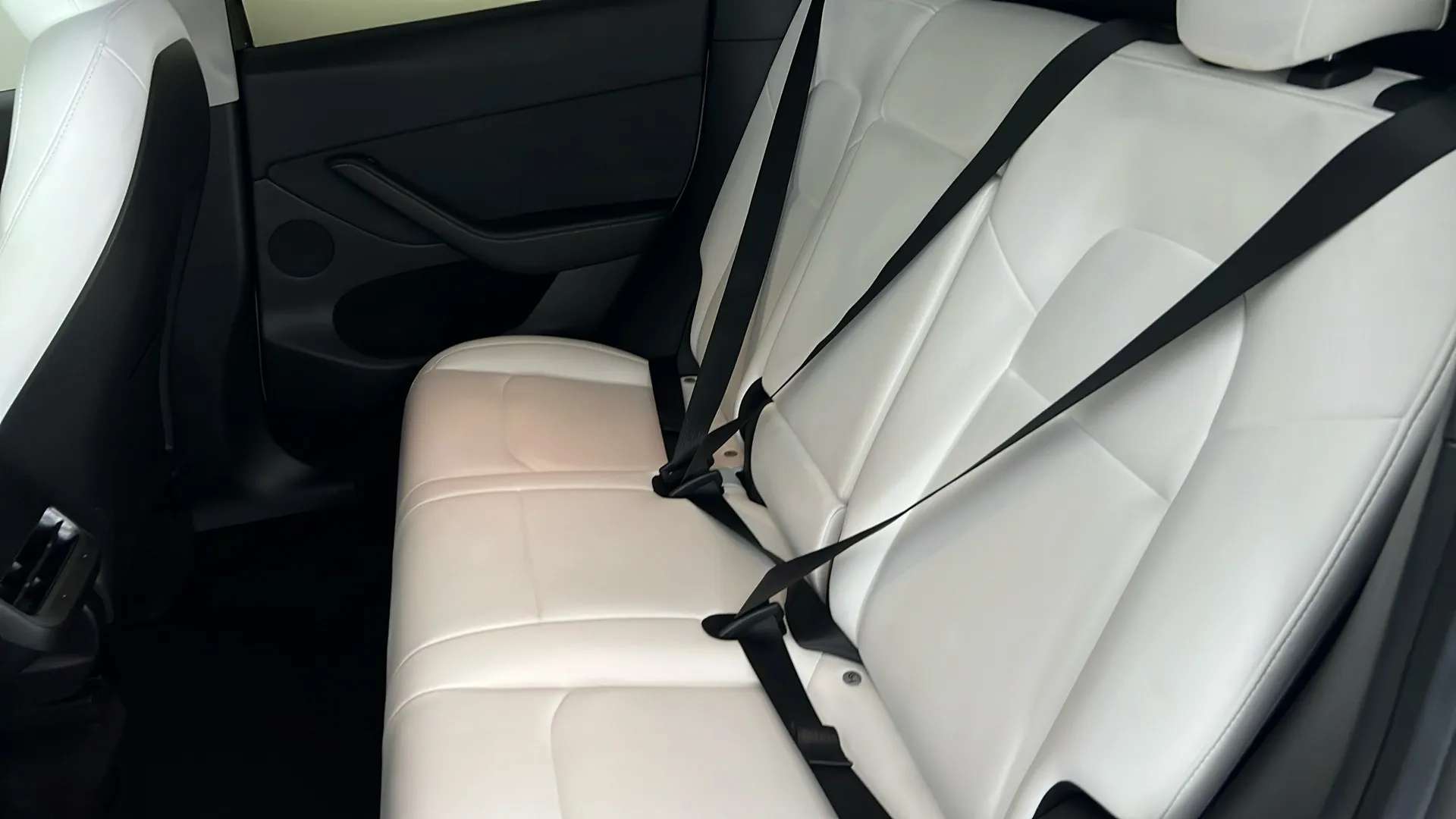 2023 TESLA MODEL Y 2023 TESLA MODEL Y