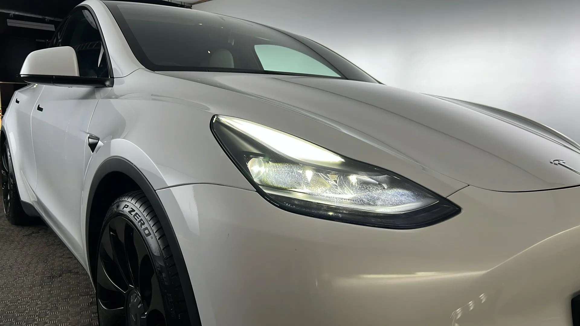 2023 TESLA MODEL Y 2023 TESLA MODEL Y