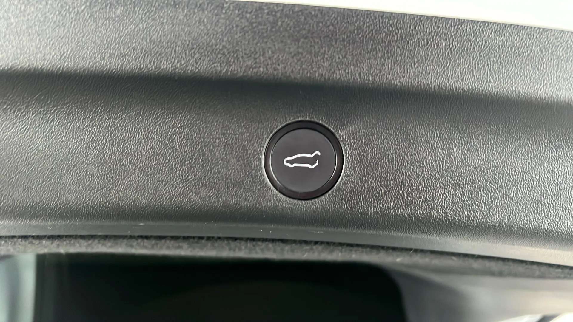 2023 TESLA MODEL Y 2023 TESLA MODEL Y