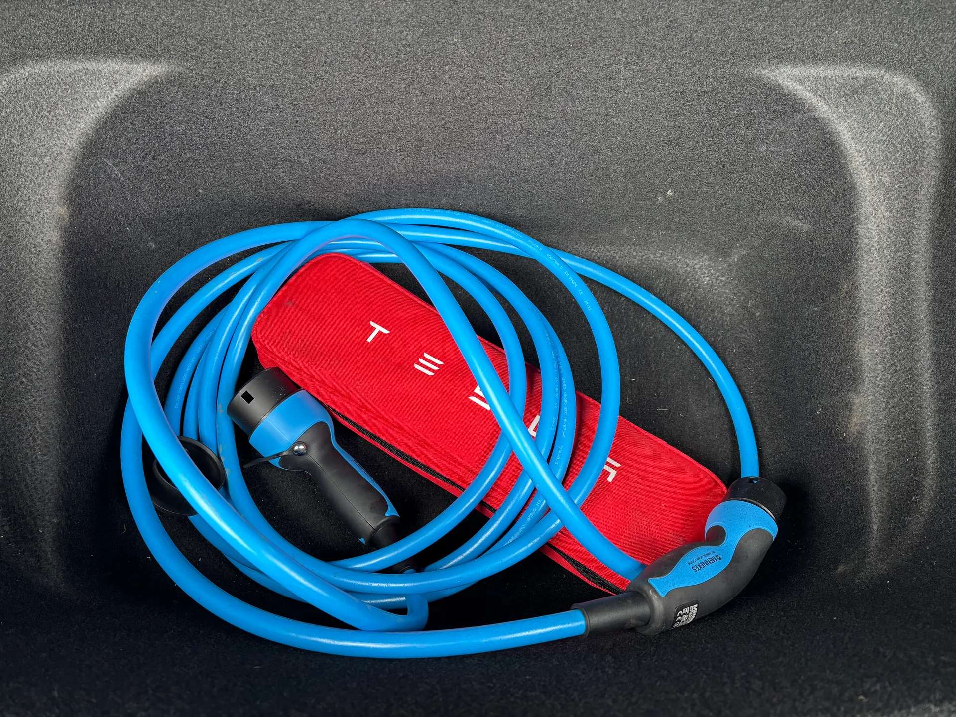 2022 TESLA MODEL Y 2022 TESLA MODEL Y