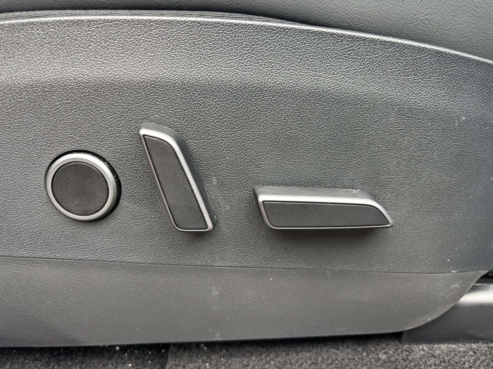 2022 TESLA MODEL Y 2022 TESLA MODEL Y