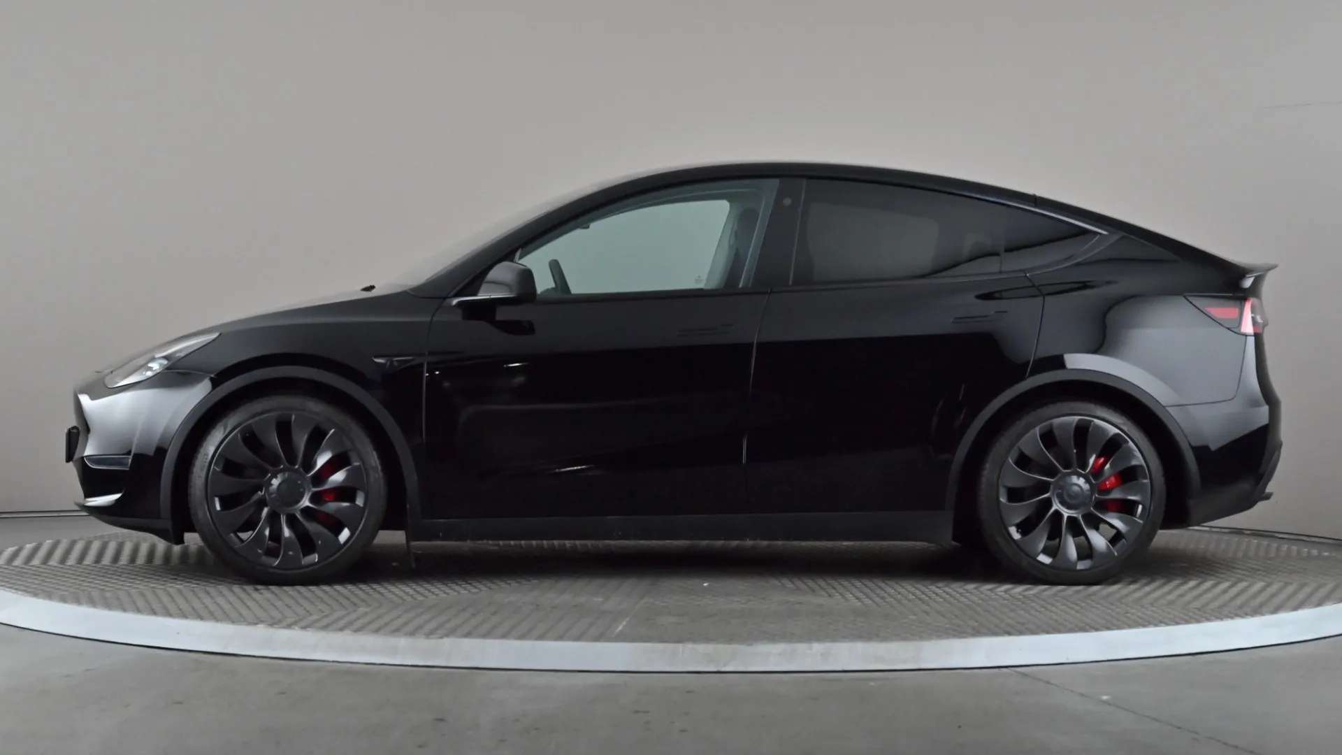 A 2022 TESLA MODEL Y Performance AWD Auto A 2022 TESLA MODEL Y Performance AWD Auto