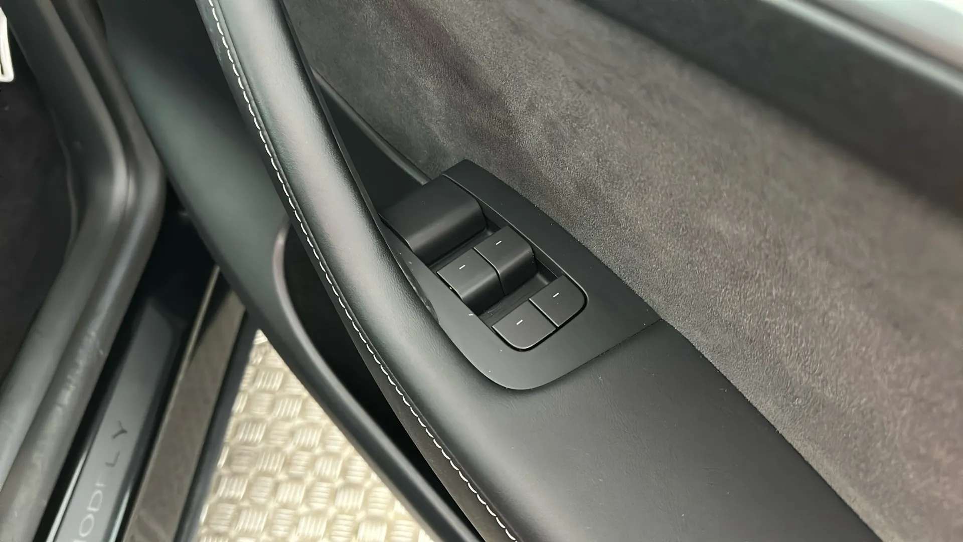 2022 TESLA MODEL Y 2022 TESLA MODEL Y