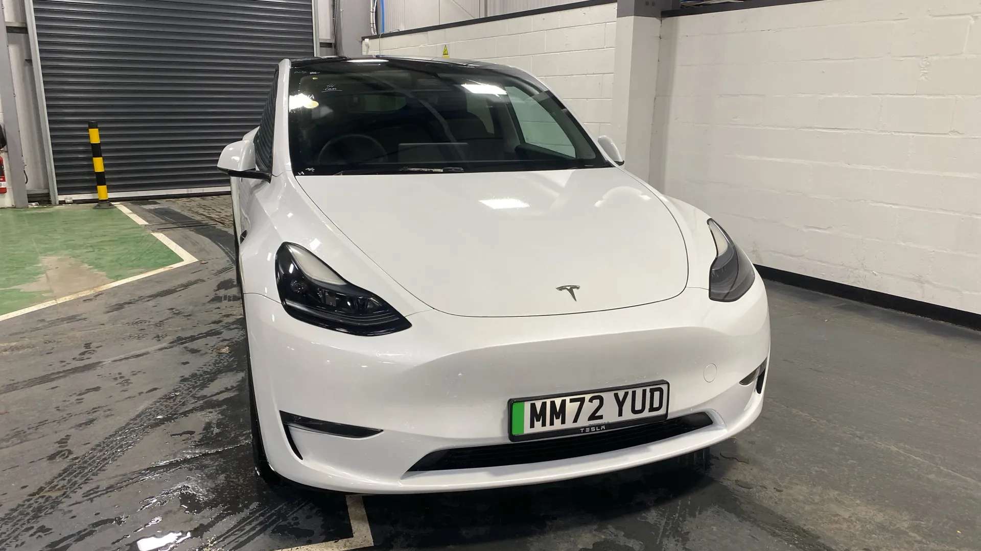 A 2022 TESLA MODEL Y Performance AWD Auto A 2022 TESLA MODEL Y Performance AWD Auto