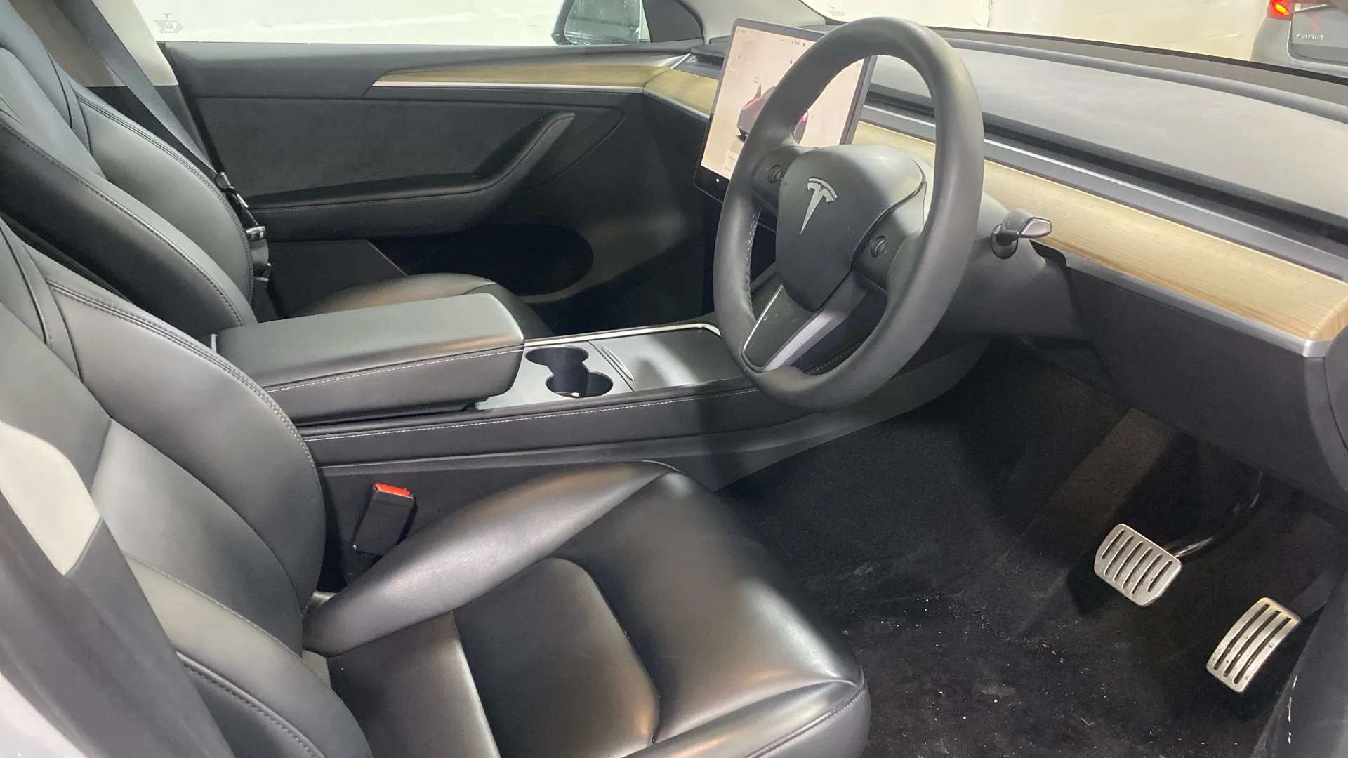 A 2022 TESLA MODEL Y Performance AWD Auto A 2022 TESLA MODEL Y Performance AWD Auto