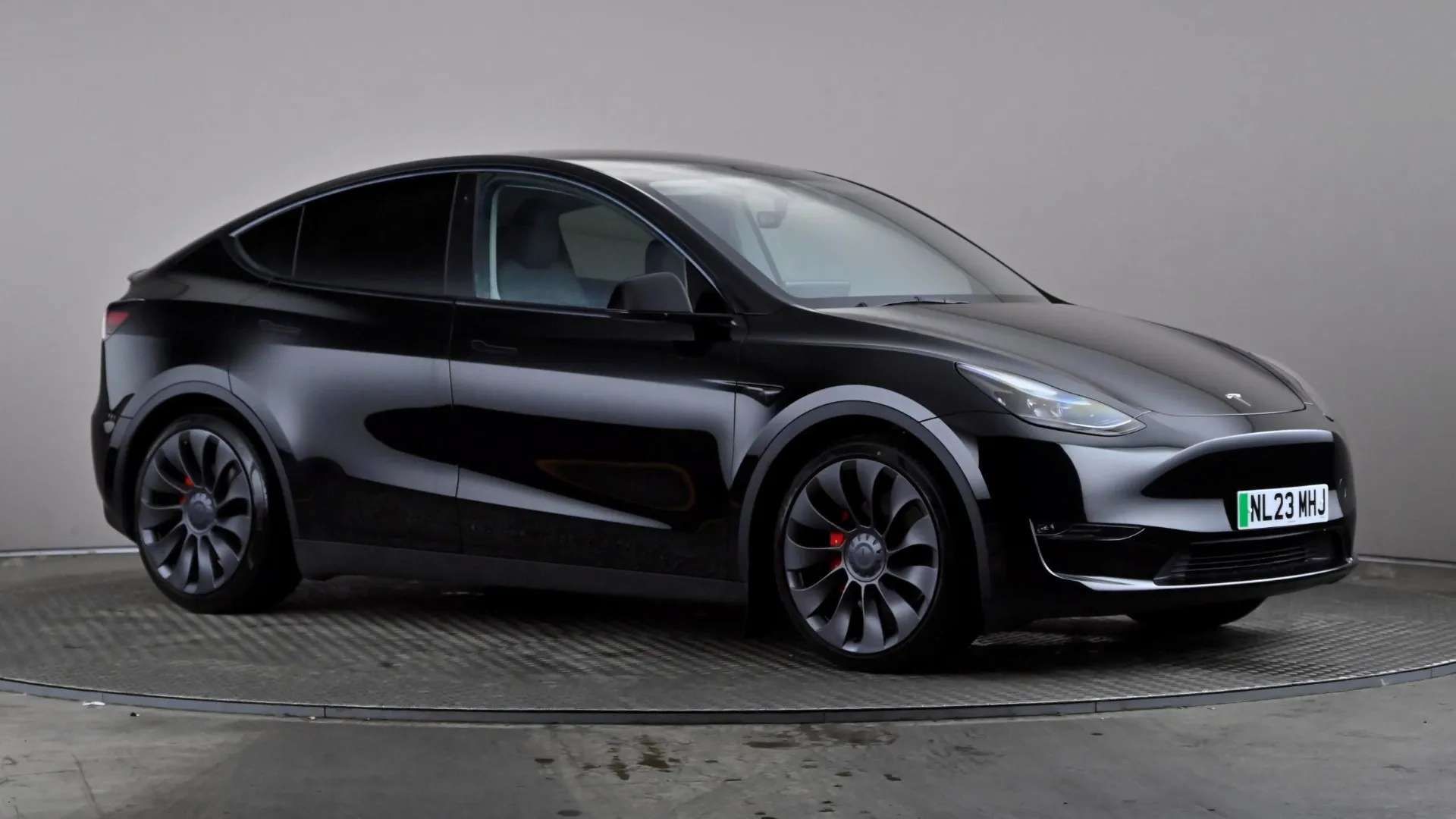A 2023 TESLA MODEL Y Performance AWD Auto A 2023 TESLA MODEL Y Performance AWD Auto
