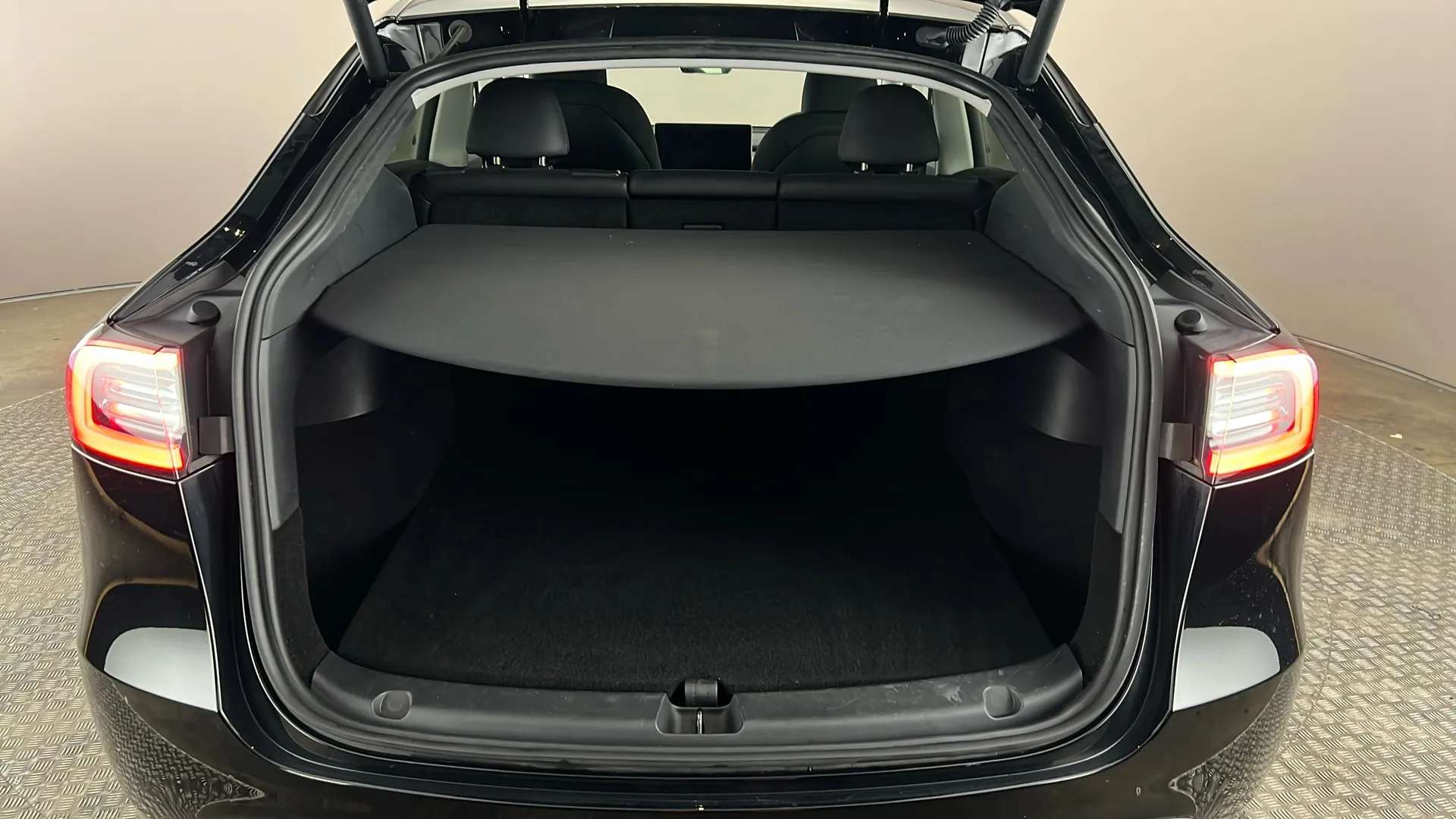 2023 TESLA MODEL Y 2023 TESLA MODEL Y