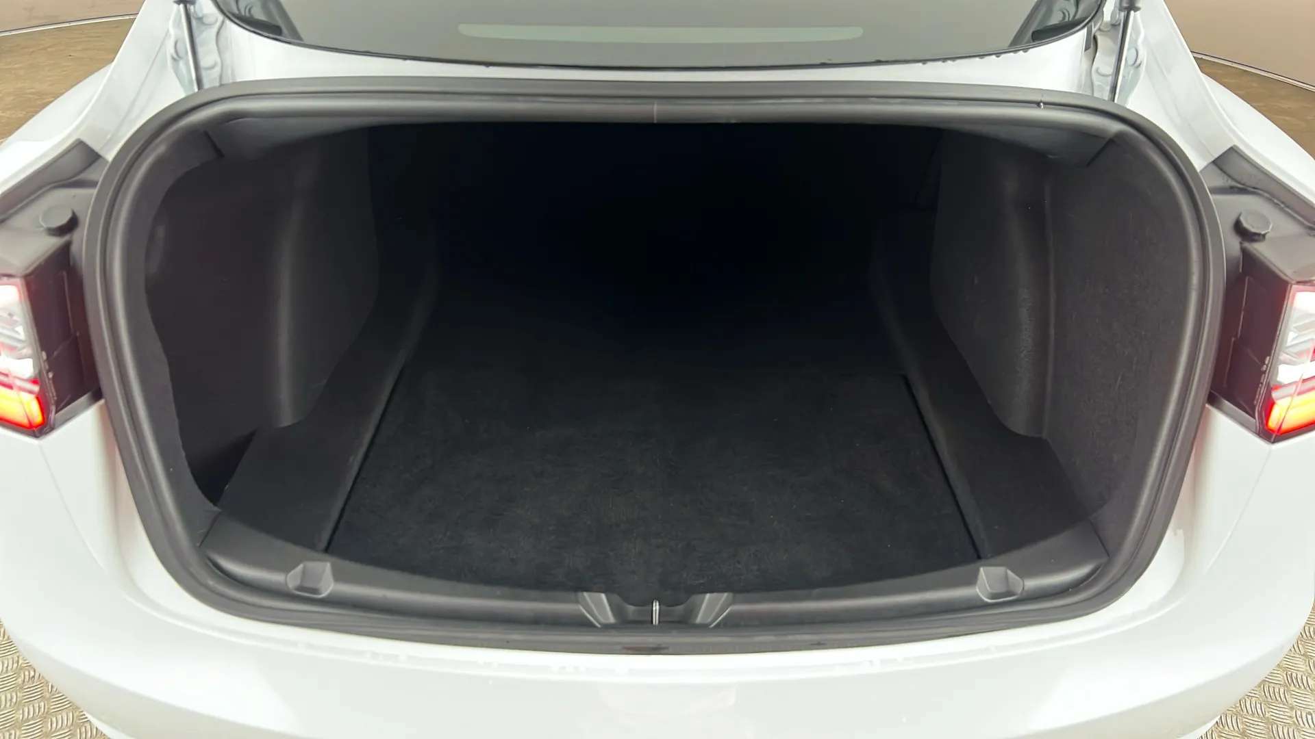 2020 TESLA MODEL 3 2020 TESLA MODEL 3