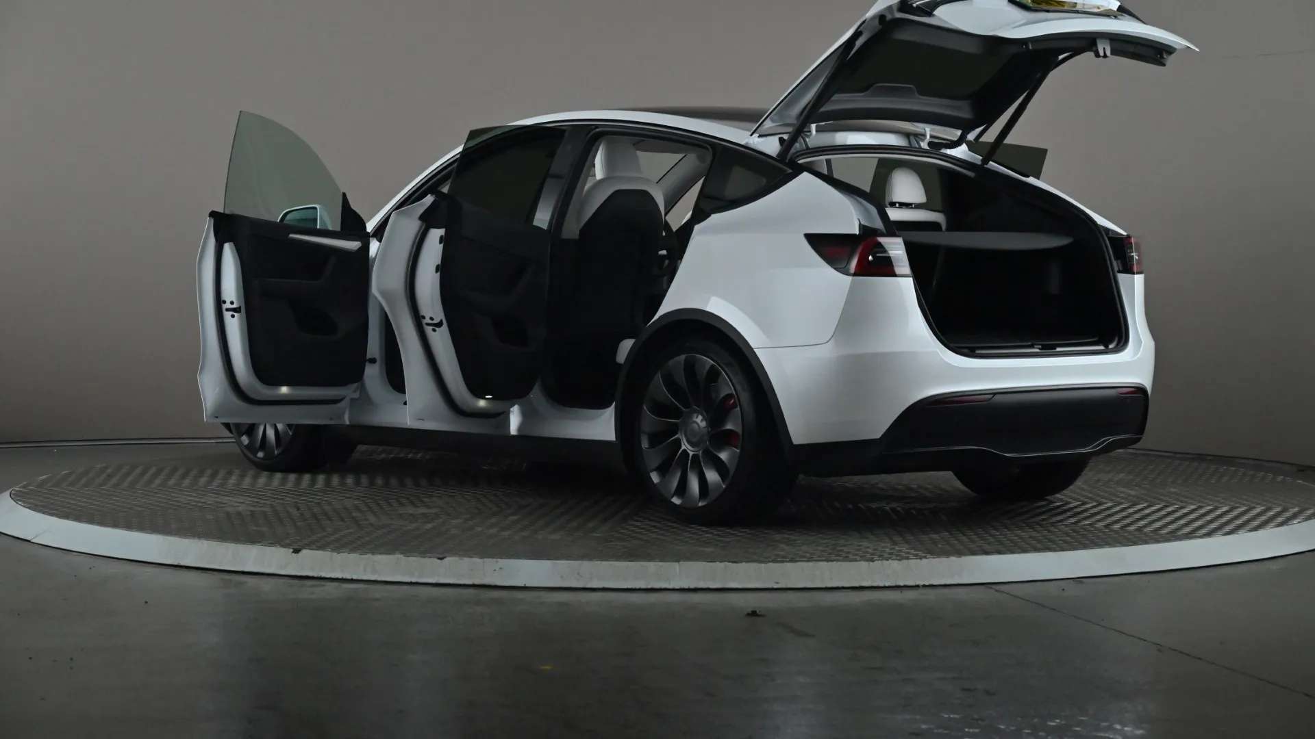 2023 TESLA MODEL Y 2023 TESLA MODEL Y