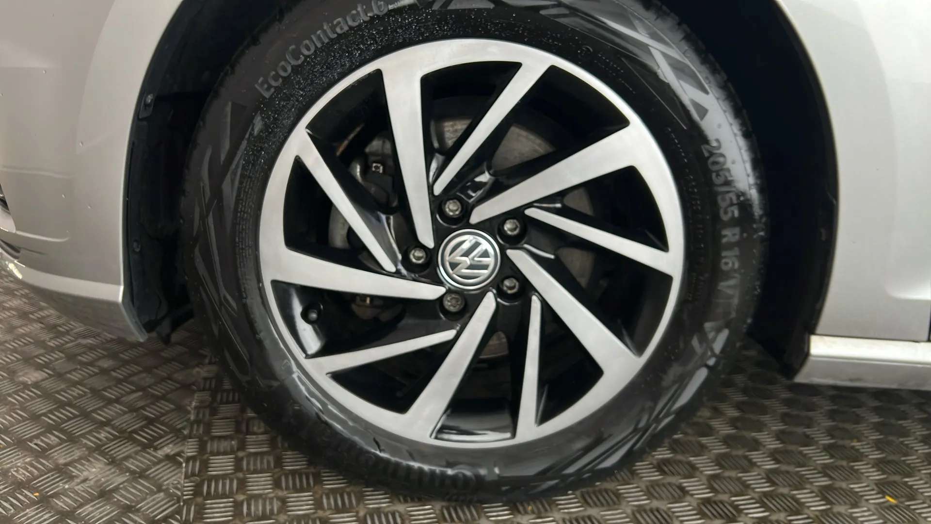 2020 VOLKSWAGEN GOLF 2020 VOLKSWAGEN GOLF