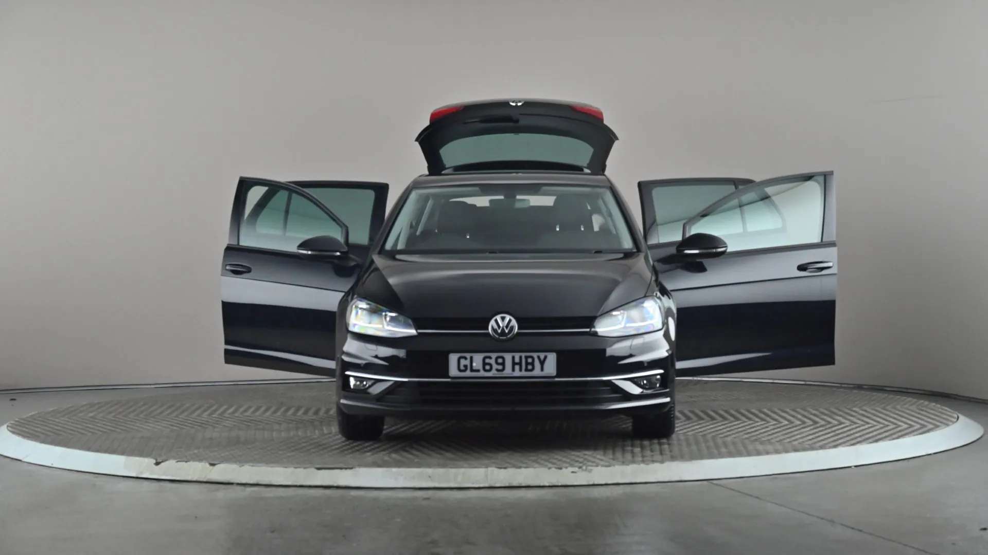 2019 VOLKSWAGEN GOLF 2019 VOLKSWAGEN GOLF