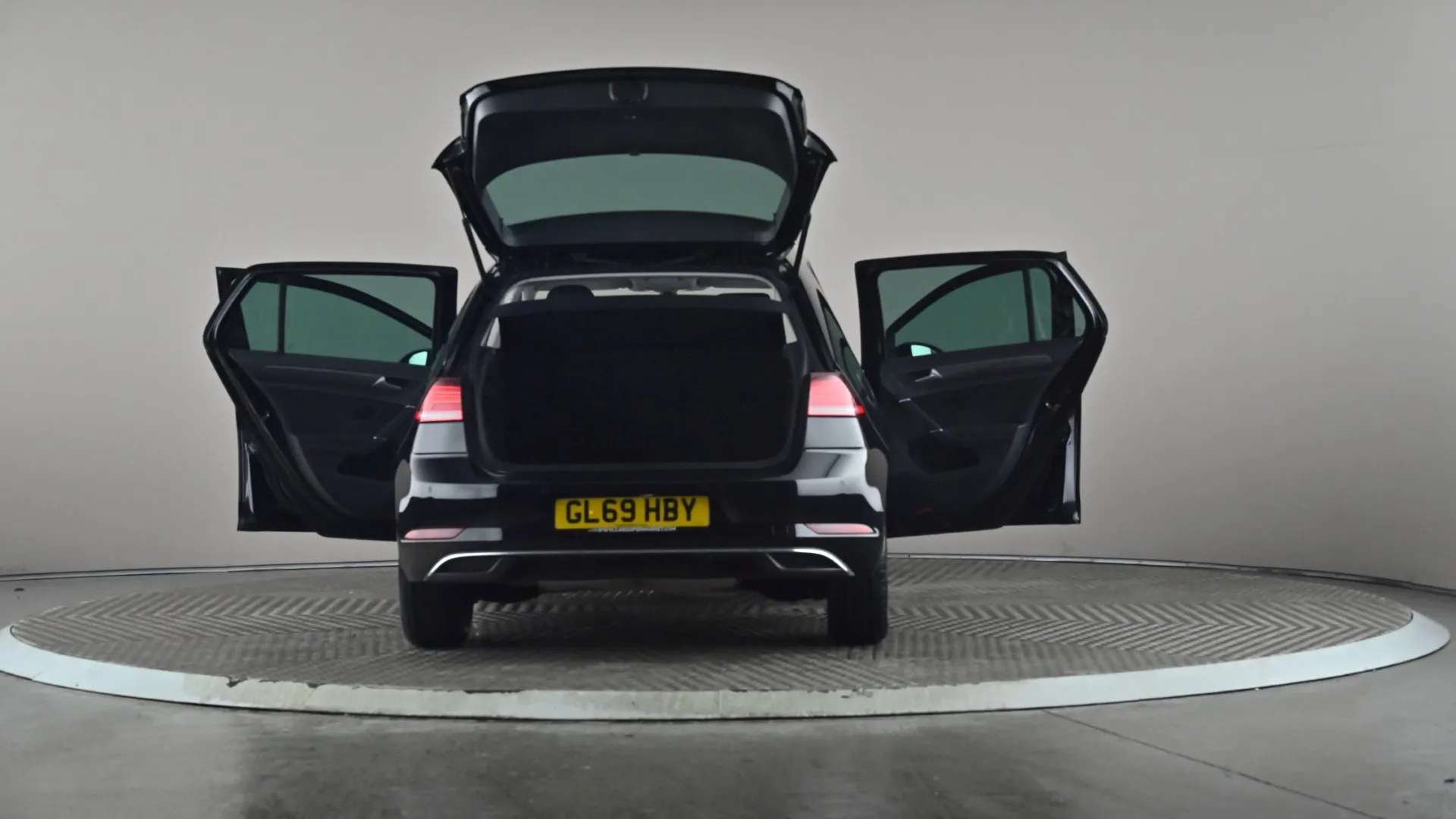 2019 VOLKSWAGEN GOLF 2019 VOLKSWAGEN GOLF