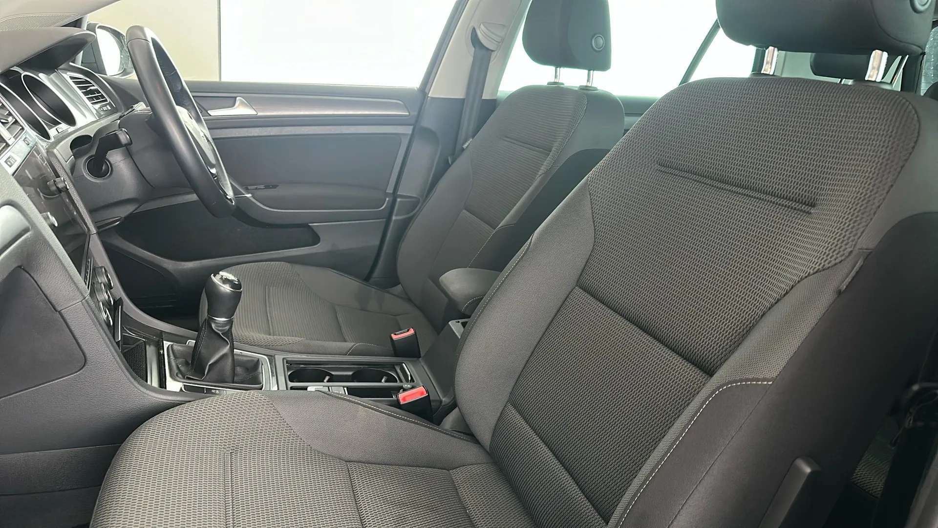 2019 VOLKSWAGEN GOLF 2019 VOLKSWAGEN GOLF