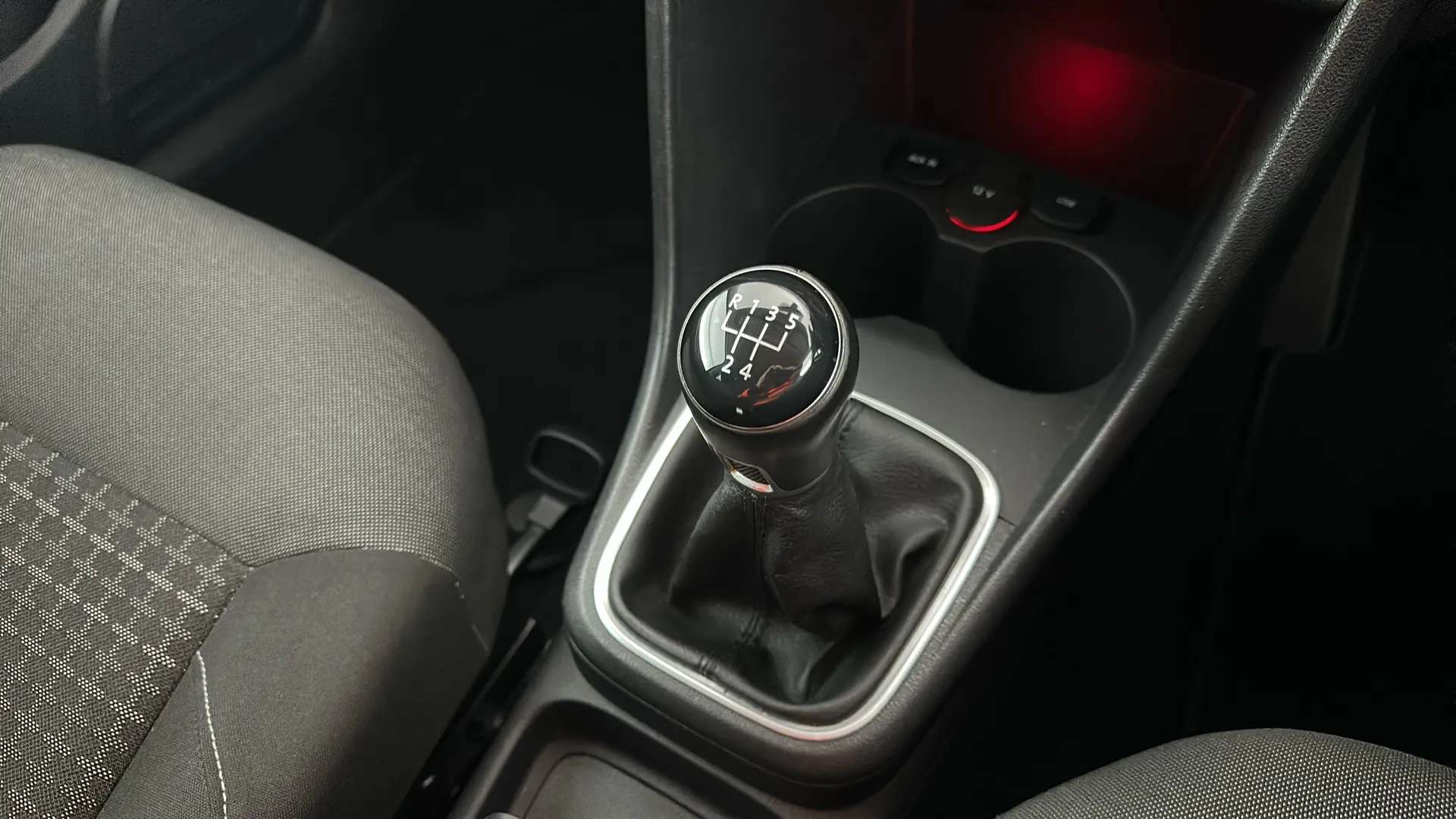 2017 VOLKSWAGEN POLO 2017 VOLKSWAGEN POLO