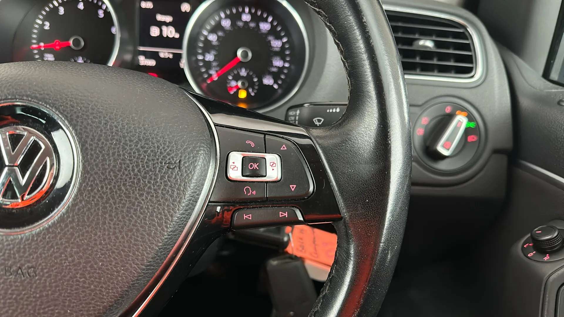 2017 VOLKSWAGEN POLO 2017 VOLKSWAGEN POLO