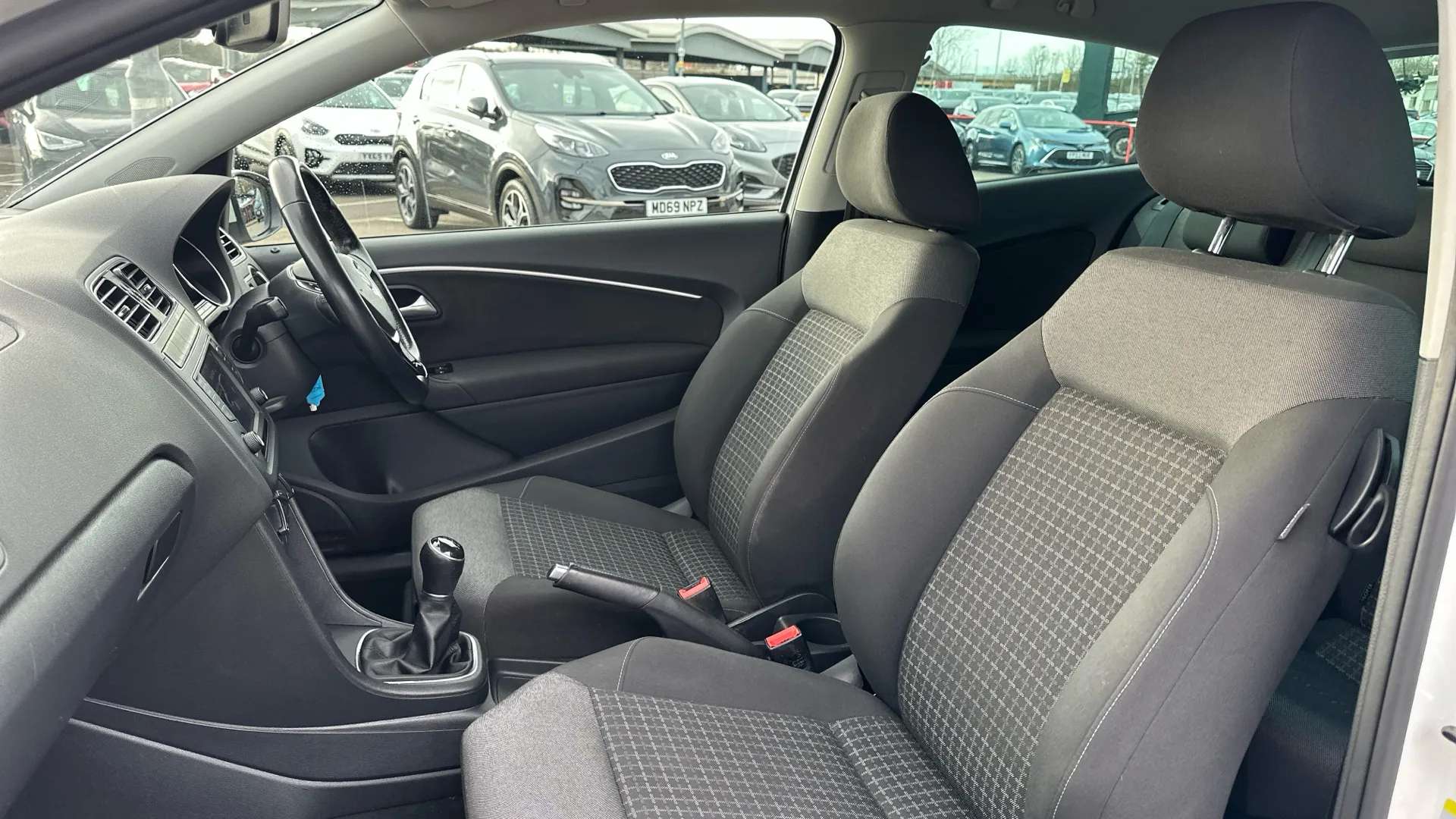 2017 VOLKSWAGEN POLO 2017 VOLKSWAGEN POLO