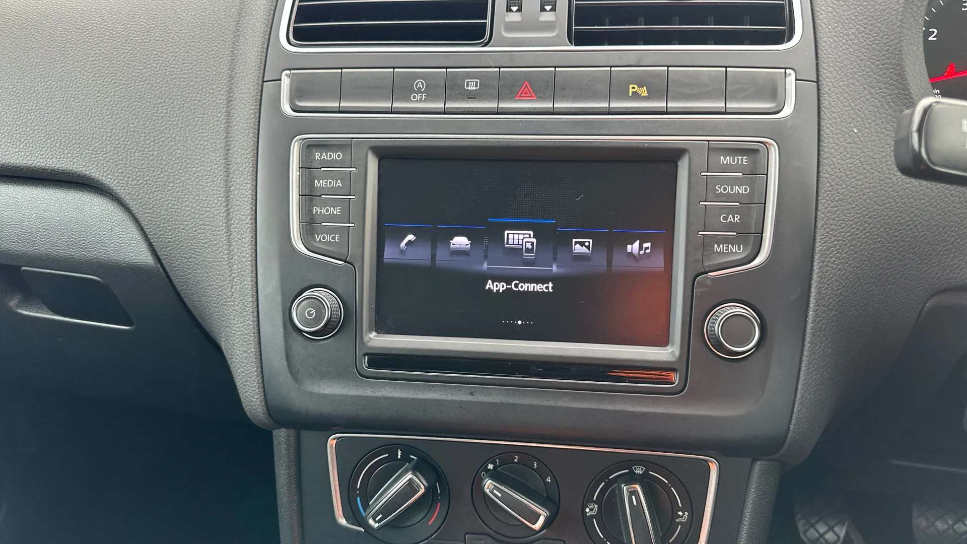 2017 VOLKSWAGEN POLO 2017 VOLKSWAGEN POLO