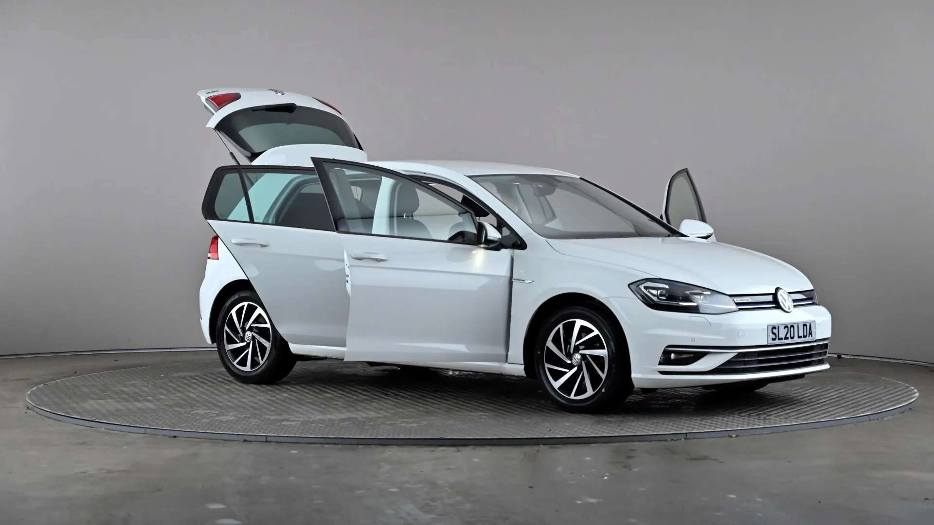 2020 VOLKSWAGEN GOLF 2020 VOLKSWAGEN GOLF