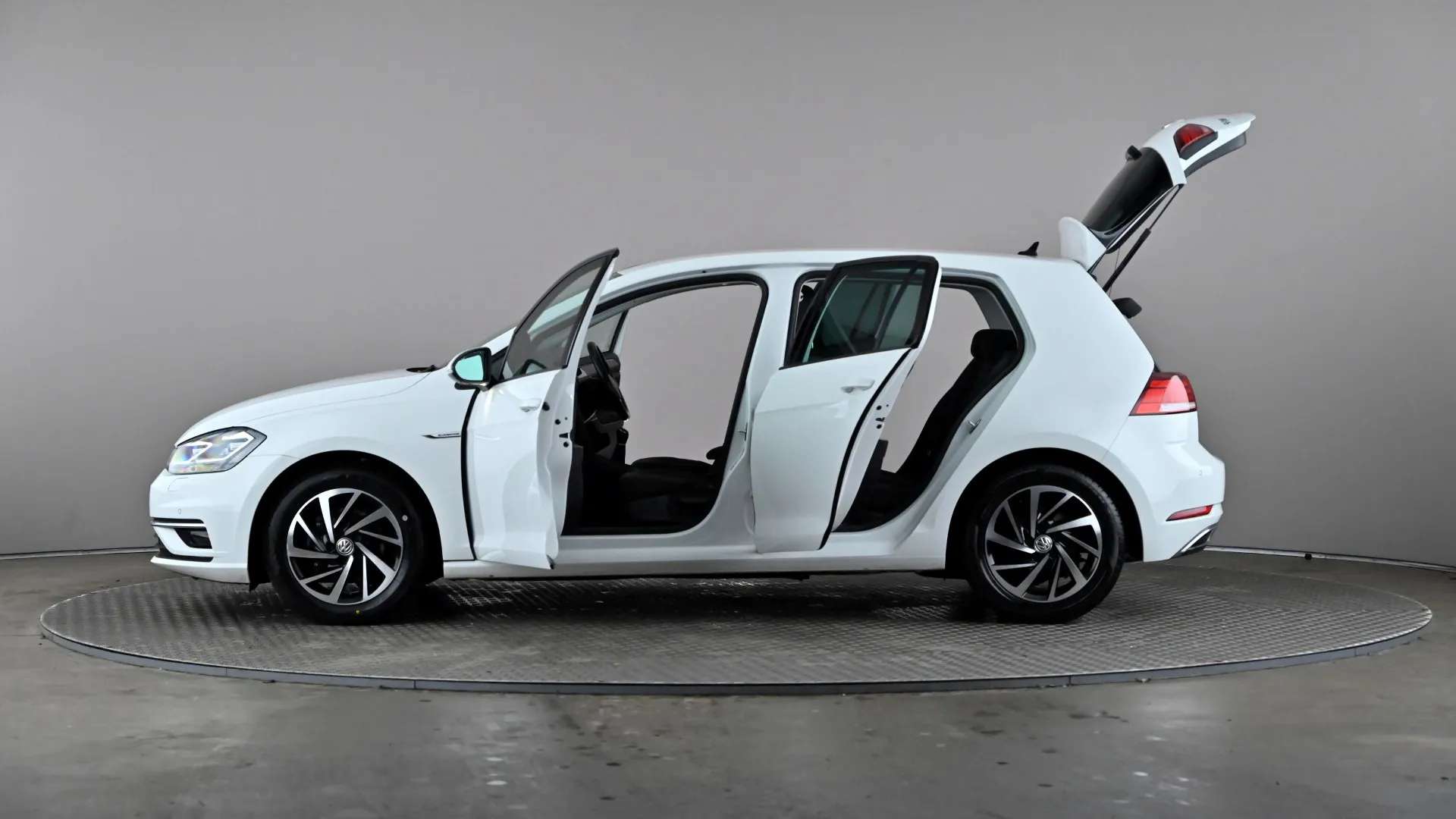 2020 VOLKSWAGEN GOLF 2020 VOLKSWAGEN GOLF