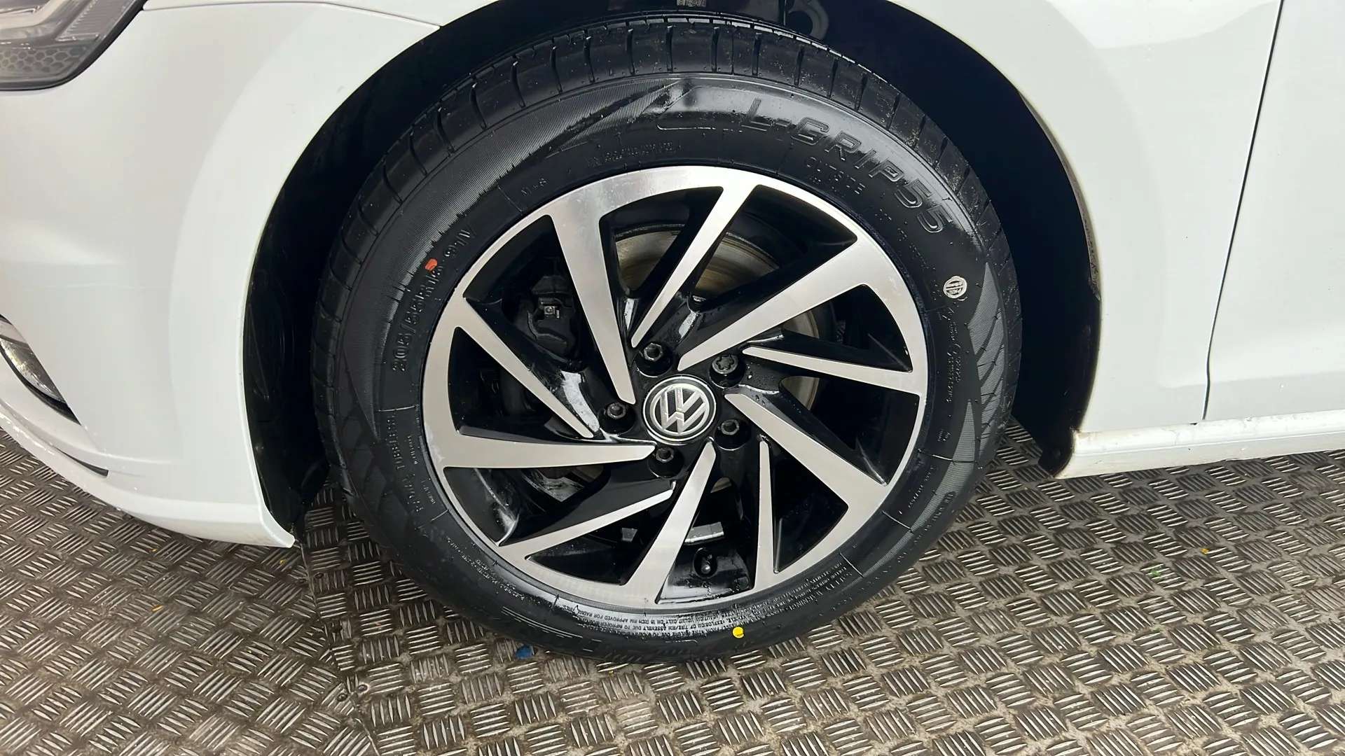 2020 VOLKSWAGEN GOLF 2020 VOLKSWAGEN GOLF