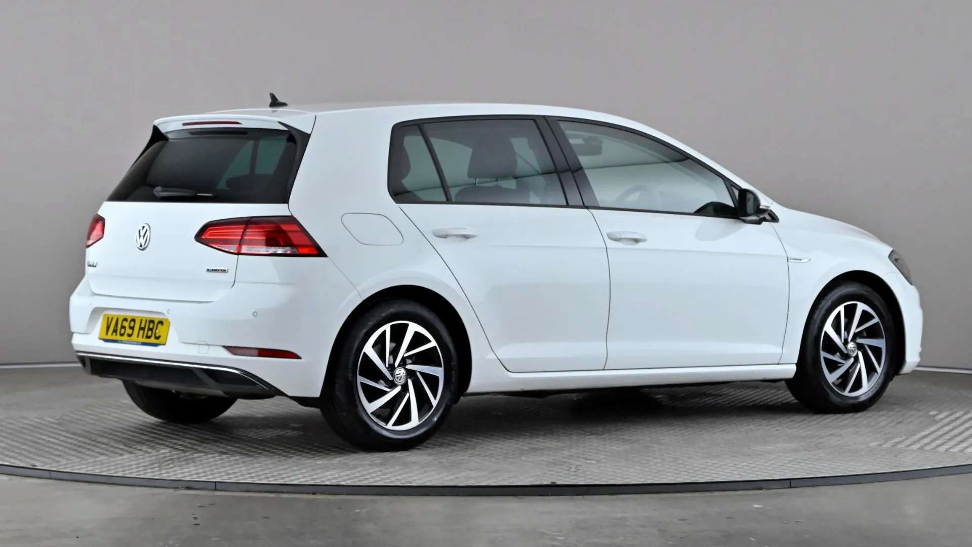2020 VOLKSWAGEN GOLF 2020 VOLKSWAGEN GOLF