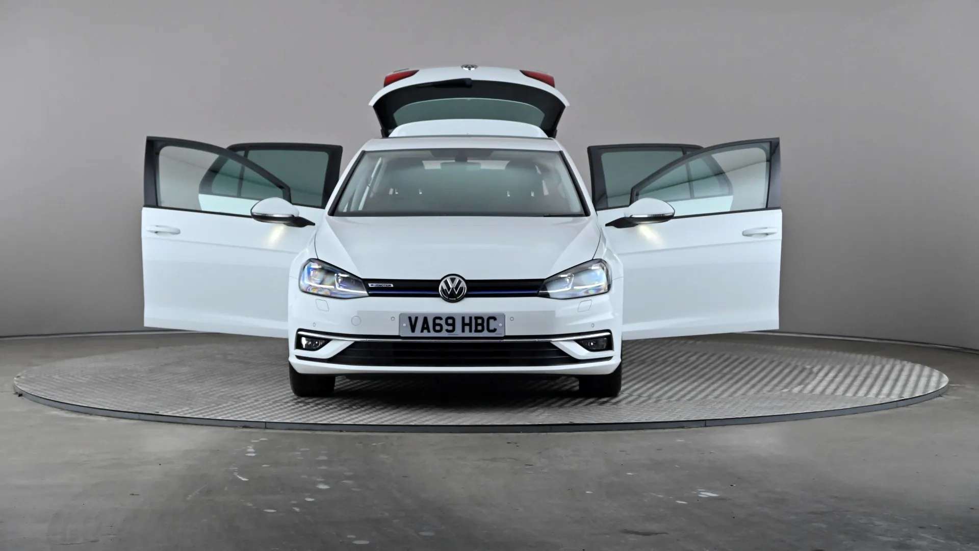 2020 VOLKSWAGEN GOLF 2020 VOLKSWAGEN GOLF