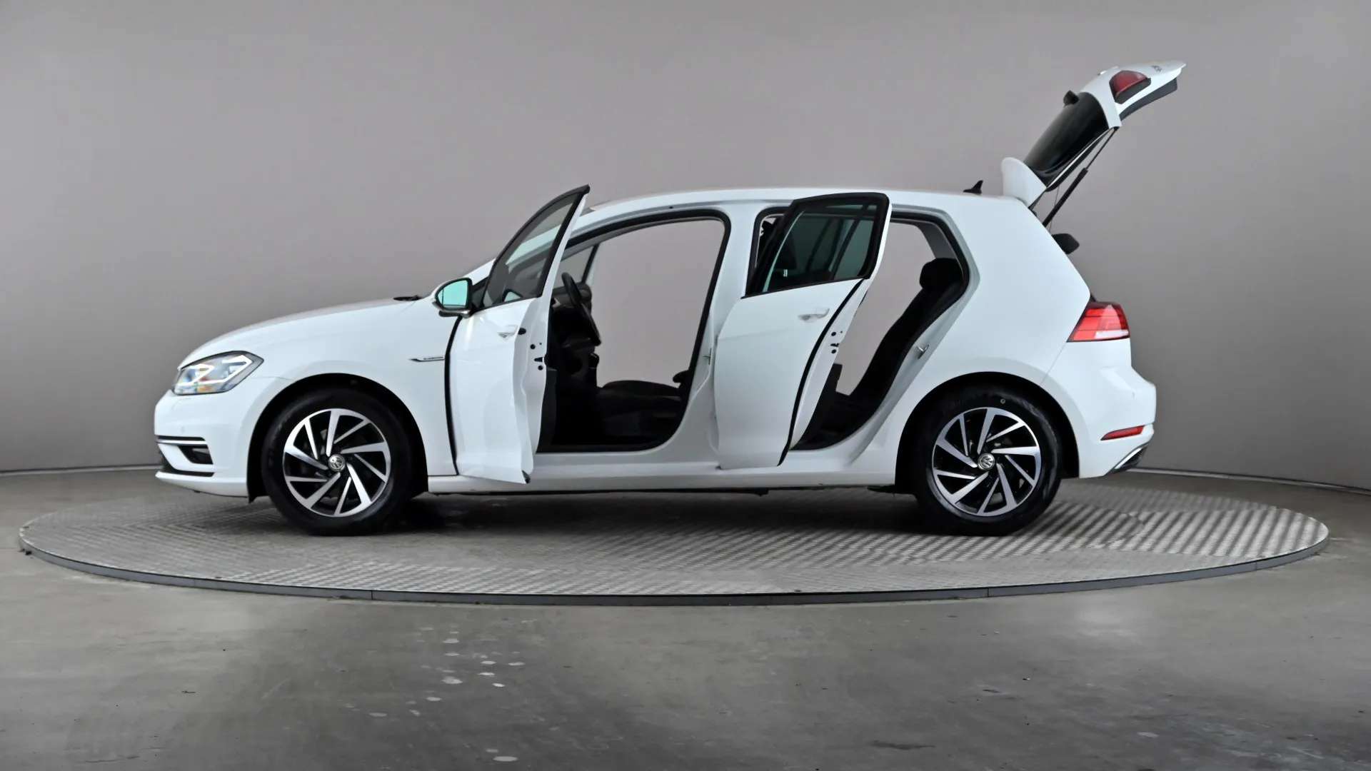 2020 VOLKSWAGEN GOLF 2020 VOLKSWAGEN GOLF