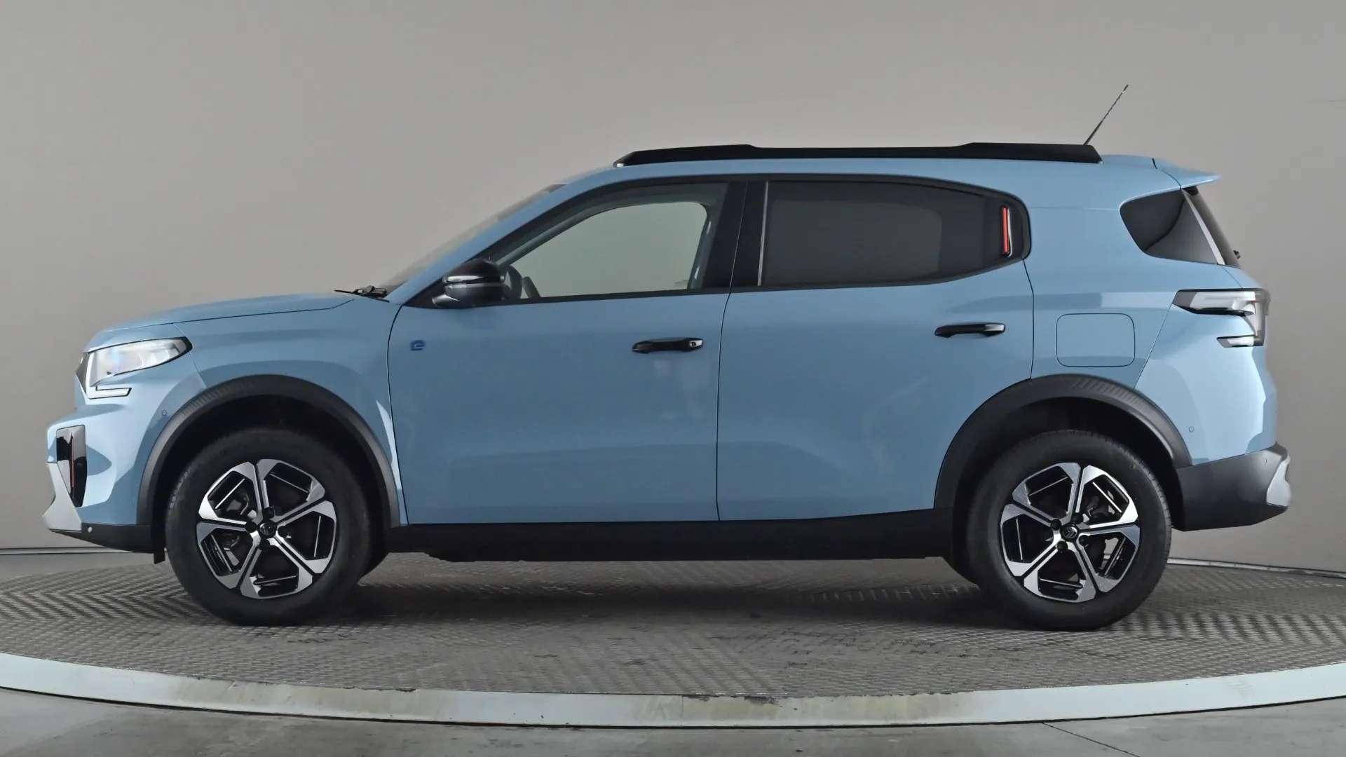 A 2025 CITROEN C3 AIRCROSS 83kW Standard Range Max 44kWh Auto A 2025 CITROEN C3 AIRCROSS 83kW Standard Range Max 44kWh Auto