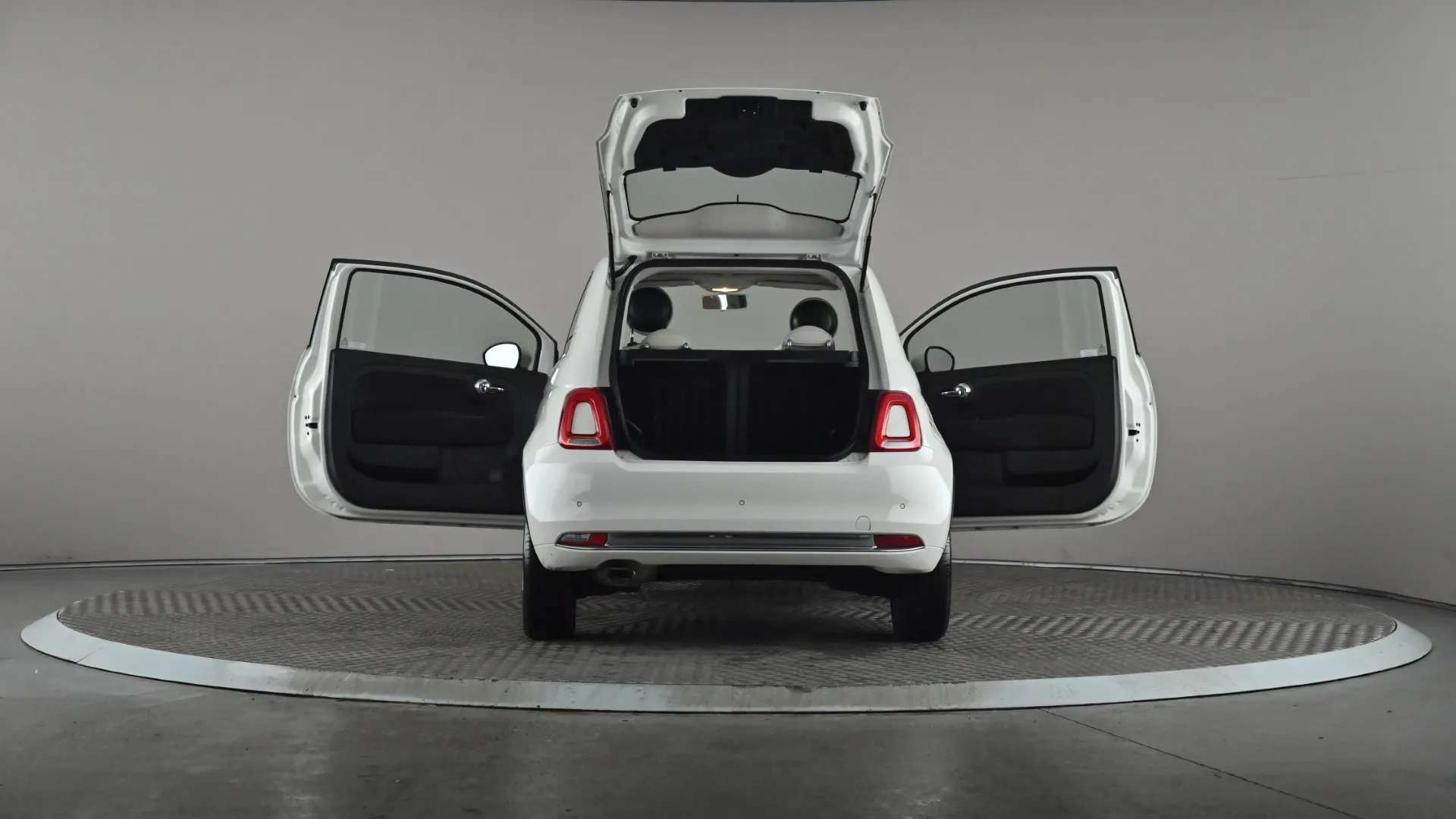 2018 FIAT 500 2018 FIAT 500