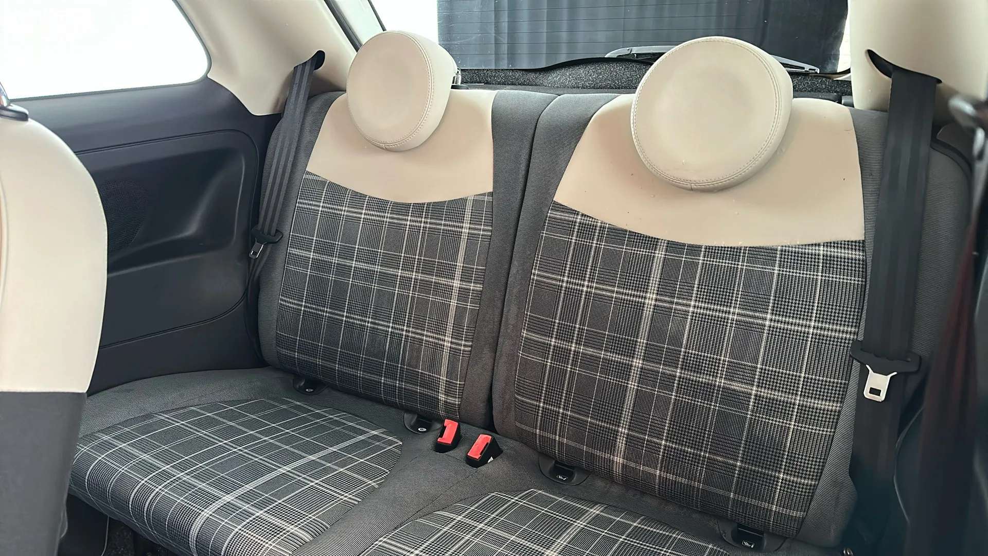 2018 FIAT 500 2018 FIAT 500